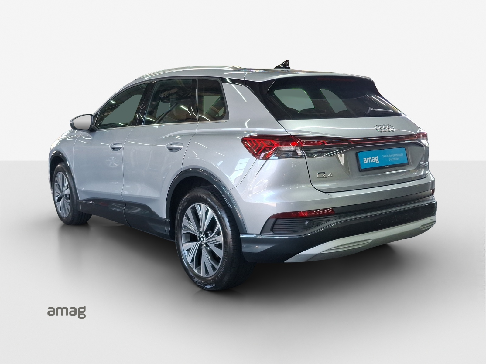AUDI Q4 e-tron 50 quattro-image-3