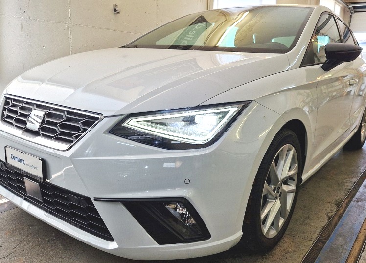 SEAT Ibiza 1.0 EcoTSI Hola FR DSG-image-13