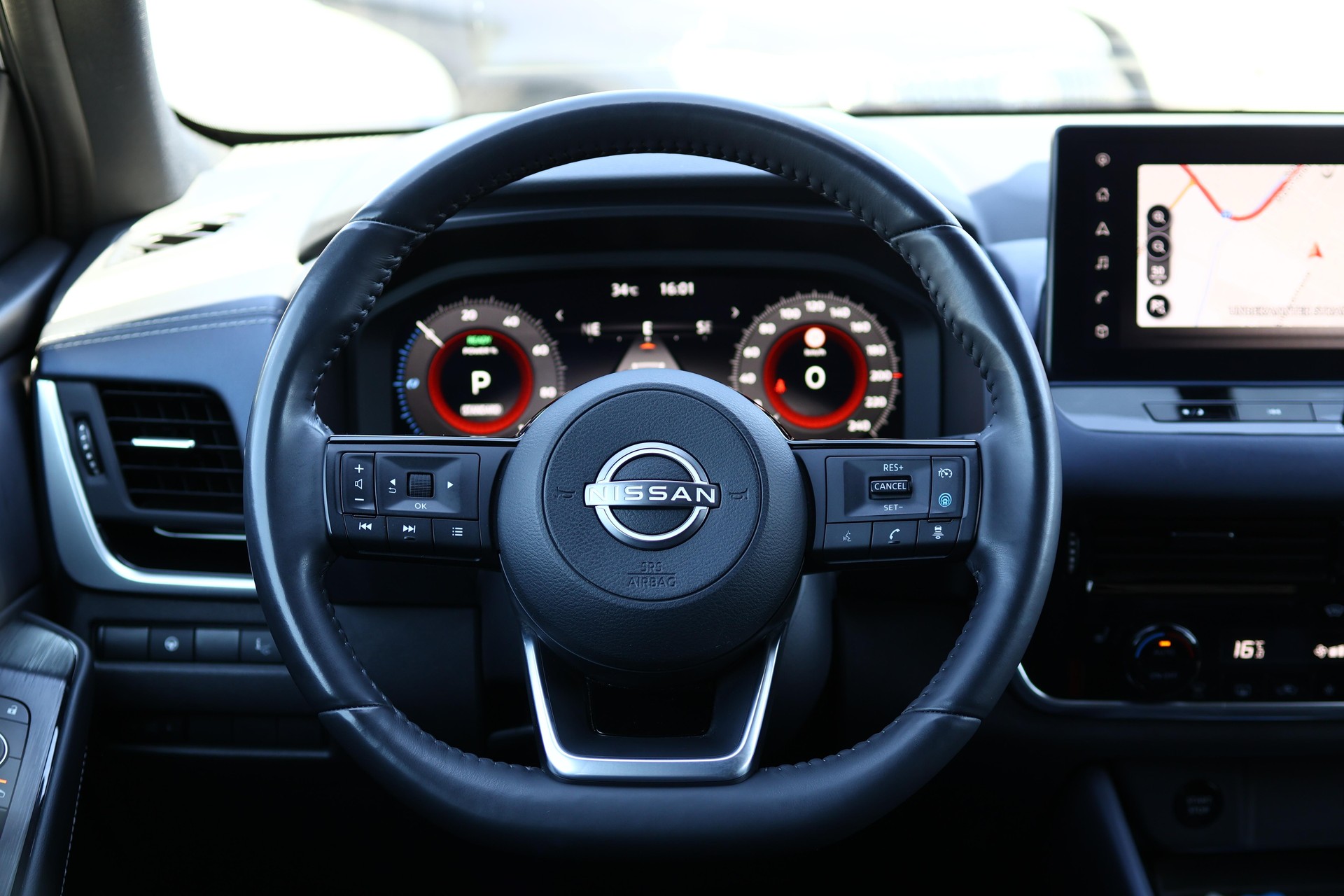 NISSAN Qashqai 1.5 VC-T Tekna-image-16