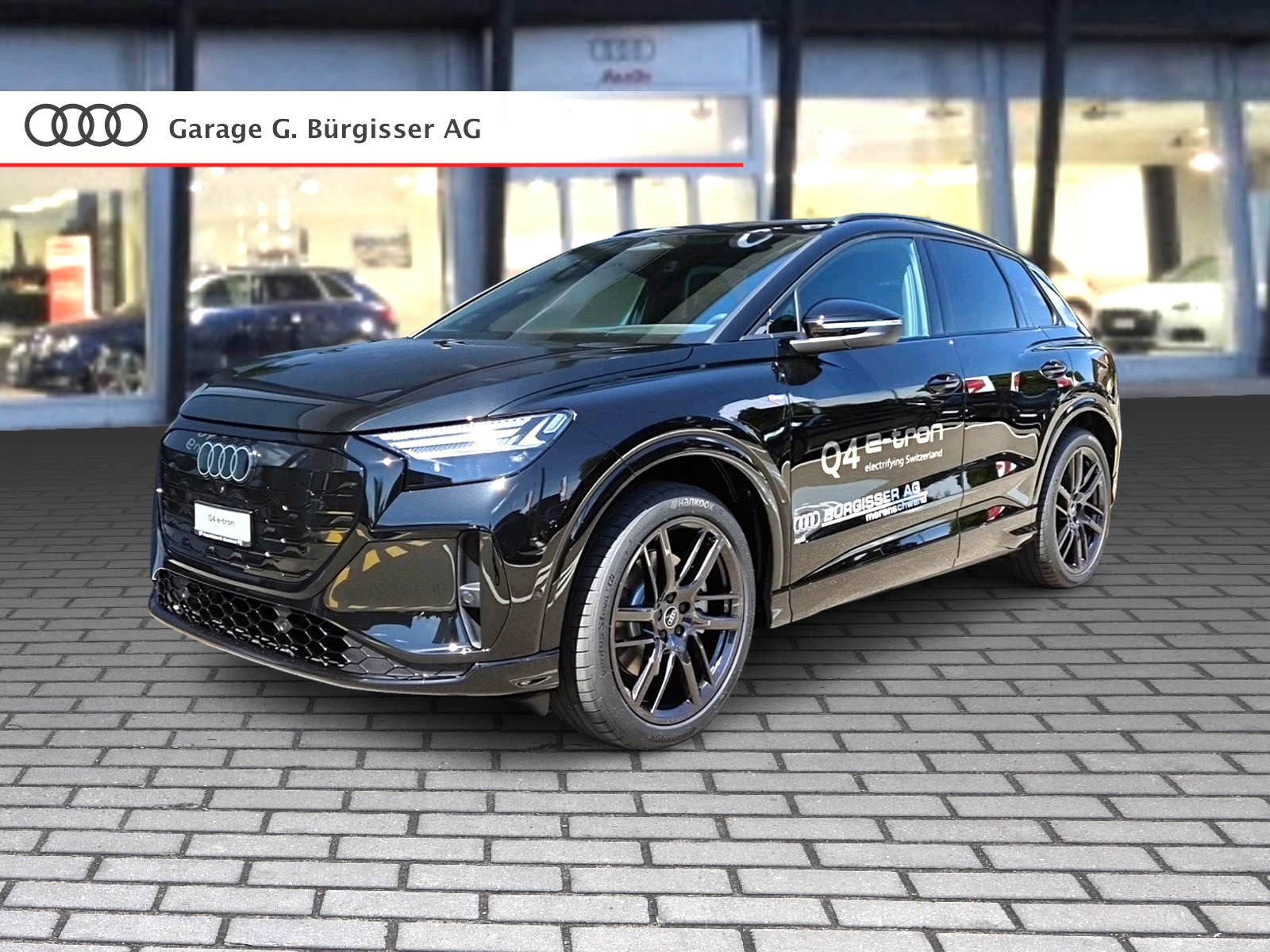 AUDI Q4 e-tron SUV quattro performance Mythosschwarz Metallic-image-0