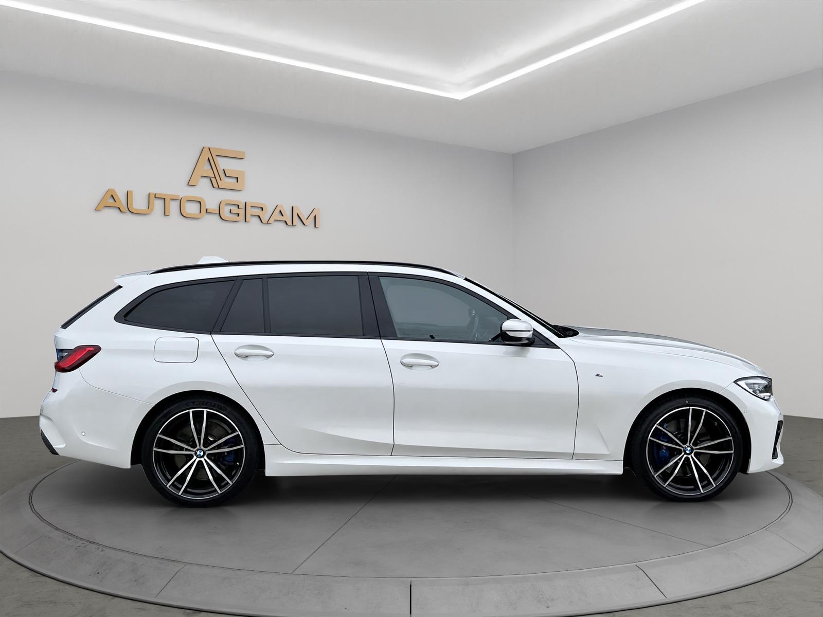 BMW M340i xDriveTouring Steptronic M Sport-image-5