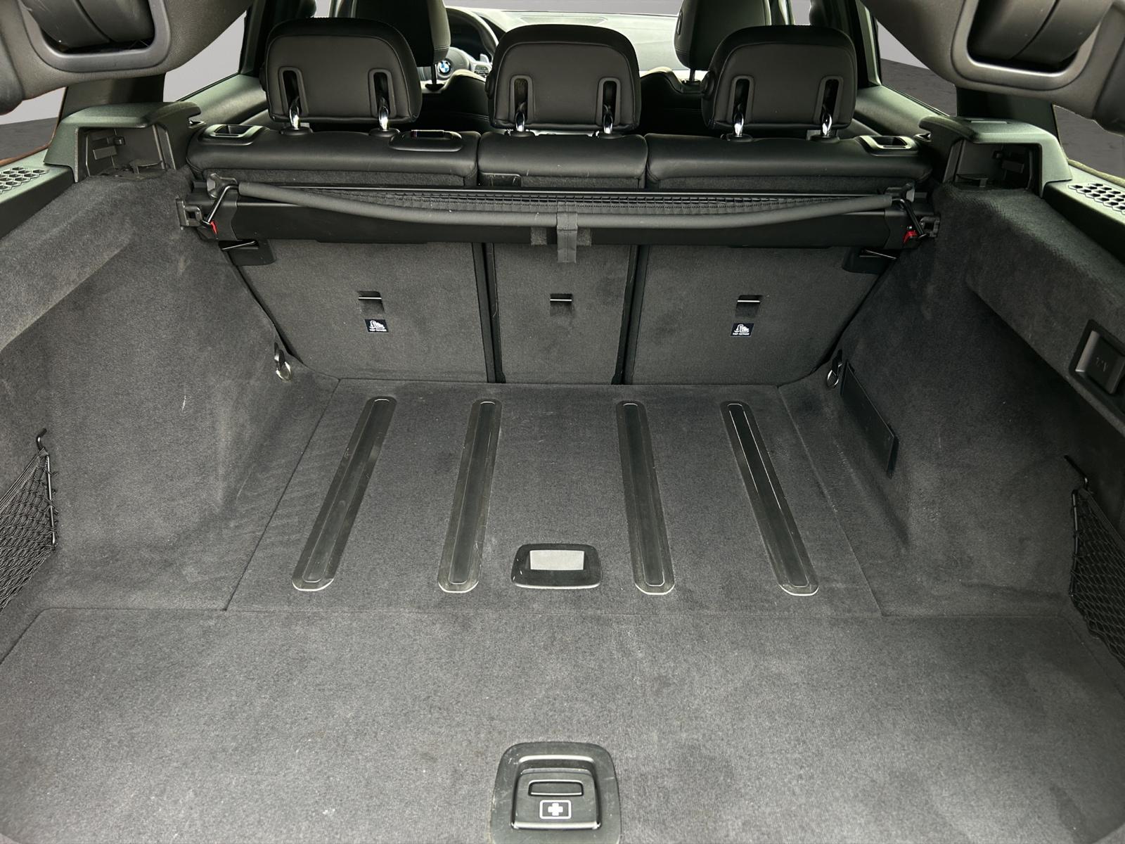 BMW M340i xDriveTouring Steptronic M Sport-image-9
