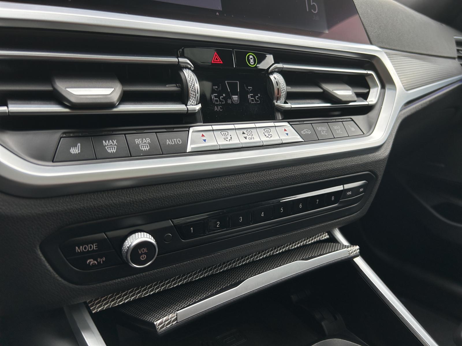 BMW M340i xDriveTouring Steptronic M Sport-image-23