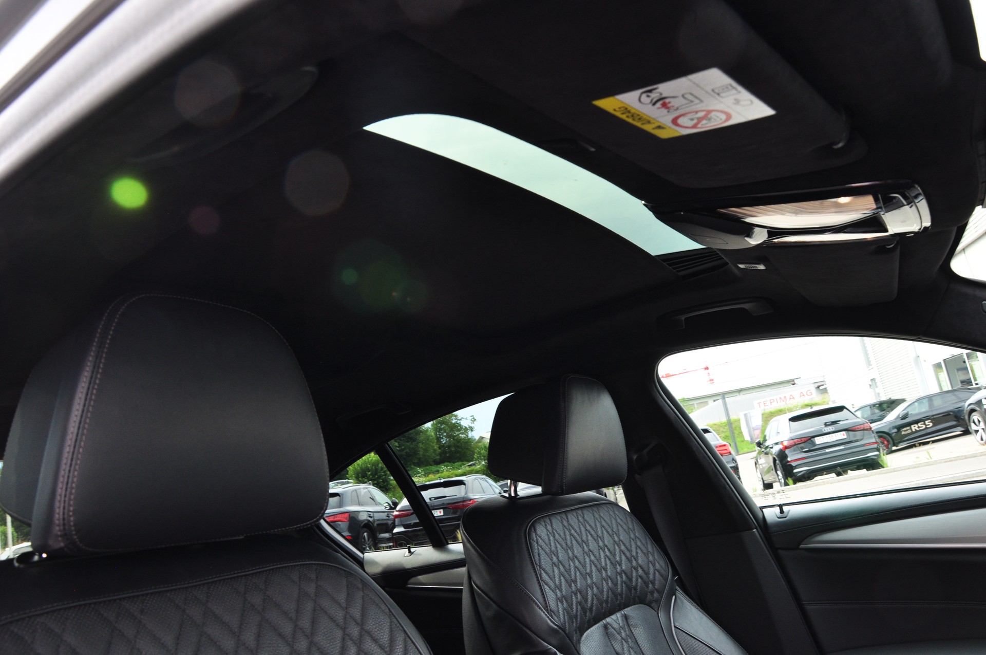 BMW 545e xDrive M Sport Steptronic-image-19