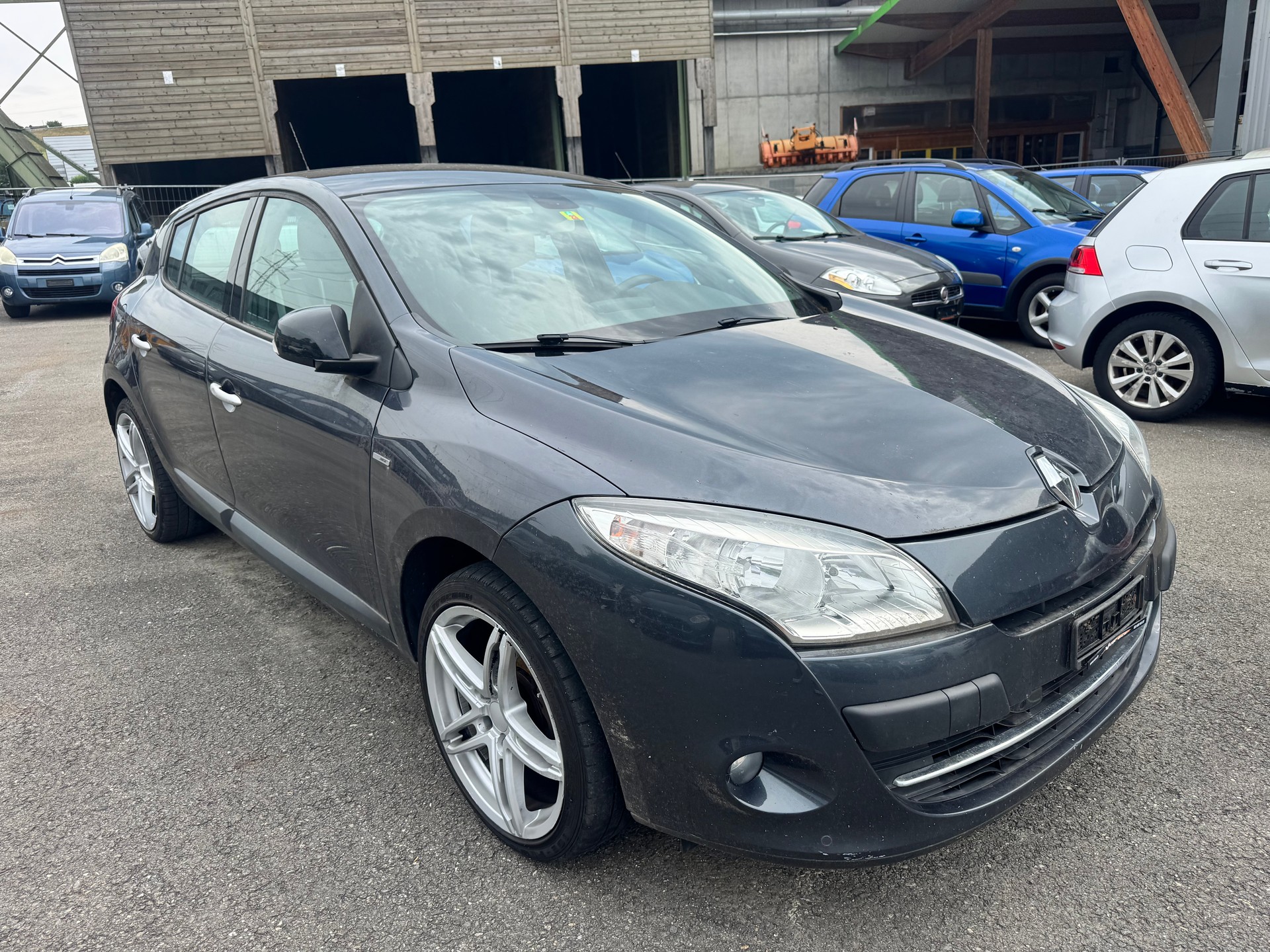 RENAULT Mégane 1.6 16V Bose-image-0