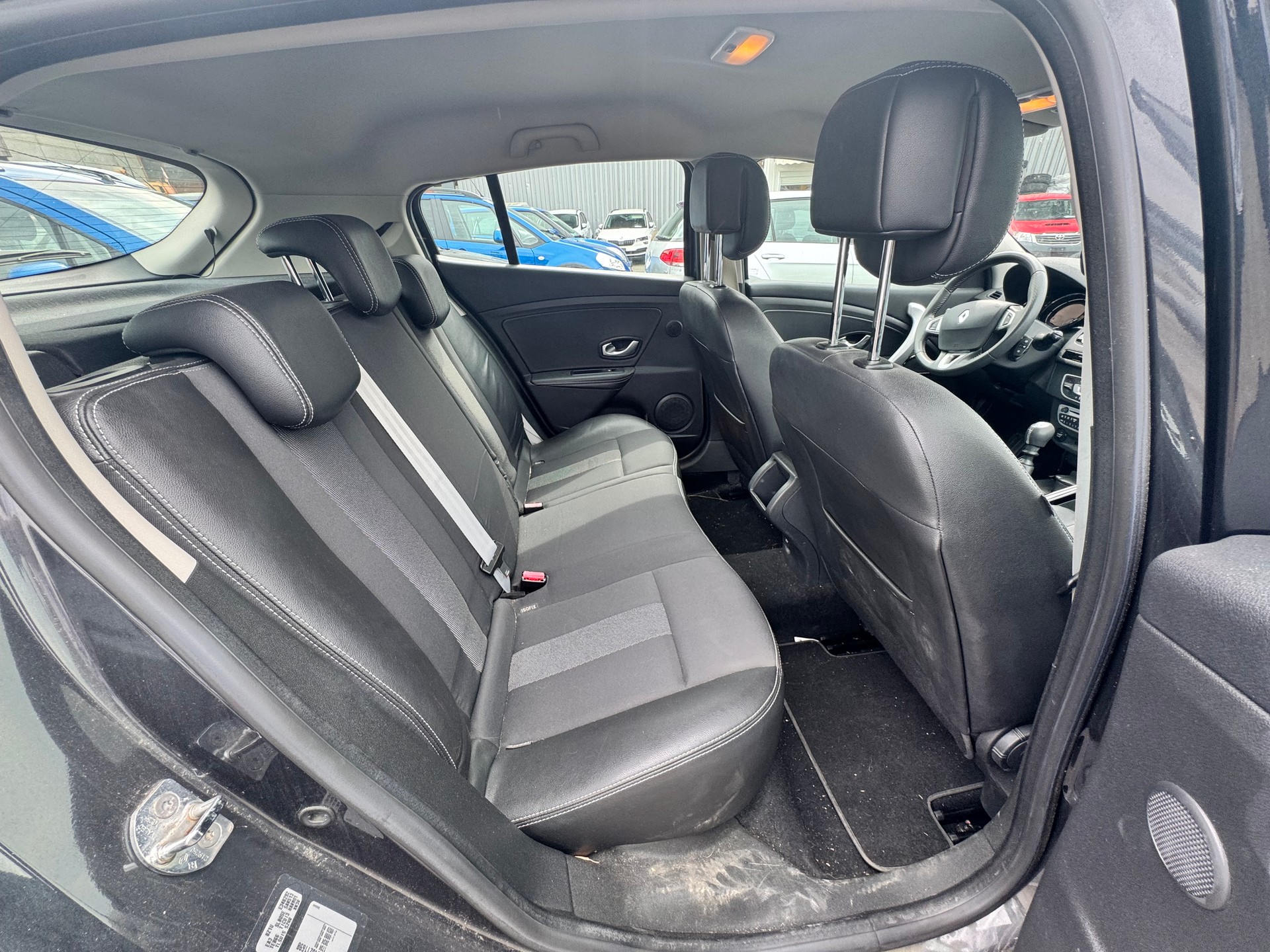 RENAULT Mégane 1.6 16V Bose-image-9