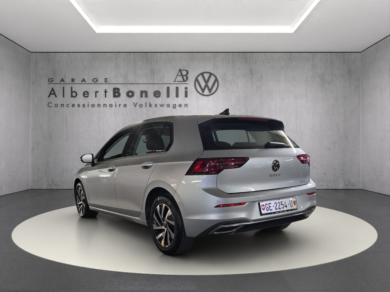 VW Golf 1.4 TSI PHEV Style-showroom-element-1