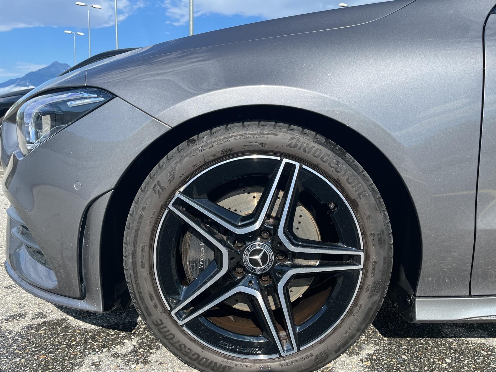 MERCEDES-BENZ 🆕 CLA Shooting Brake 220 d 4Matic AMG Line (CH)-image-8