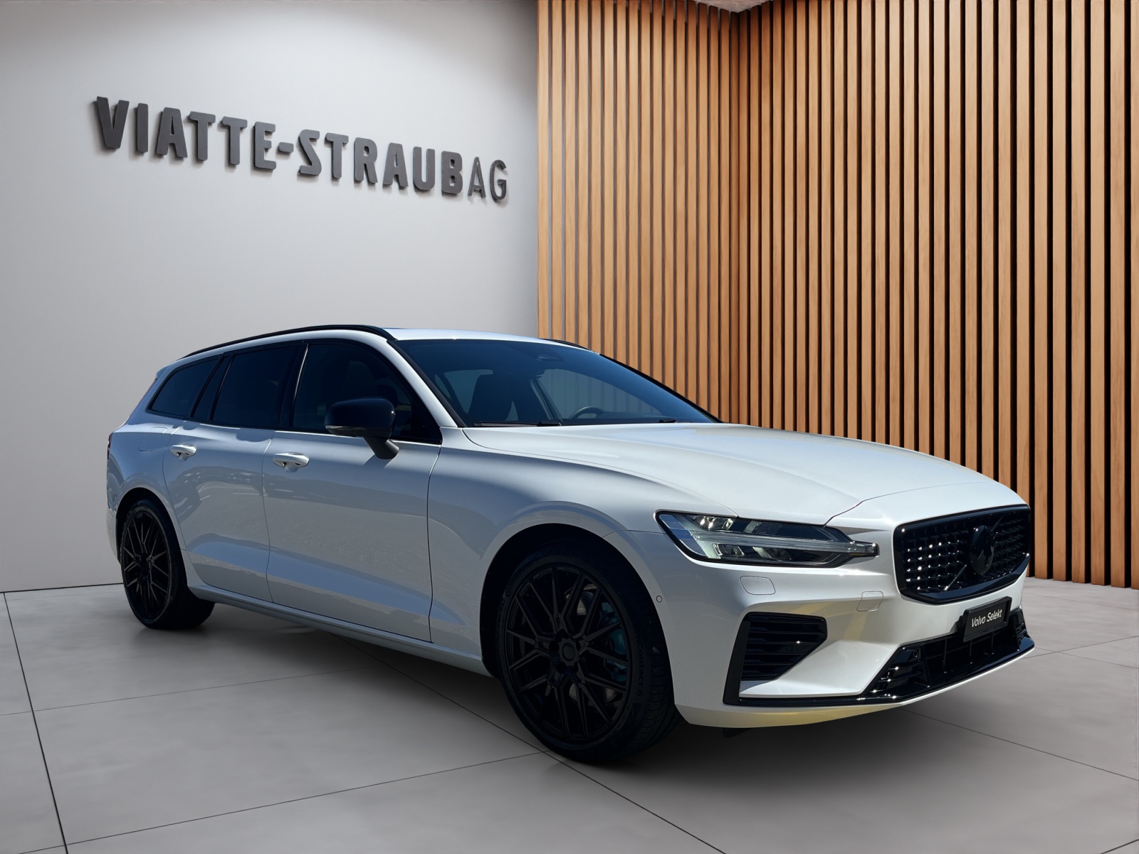 VOLVO V60 2.0 T6 TE Ultimate Dark eAWD-image-6