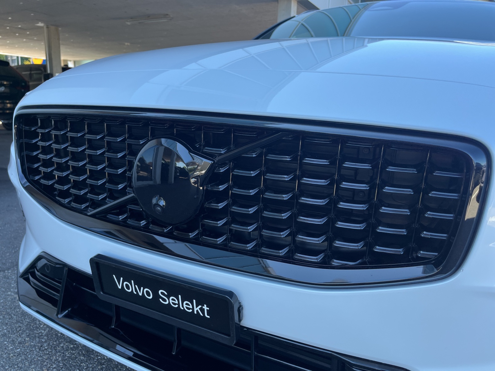 VOLVO V60 2.0 T6 TE Ultimate Dark eAWD-image-21