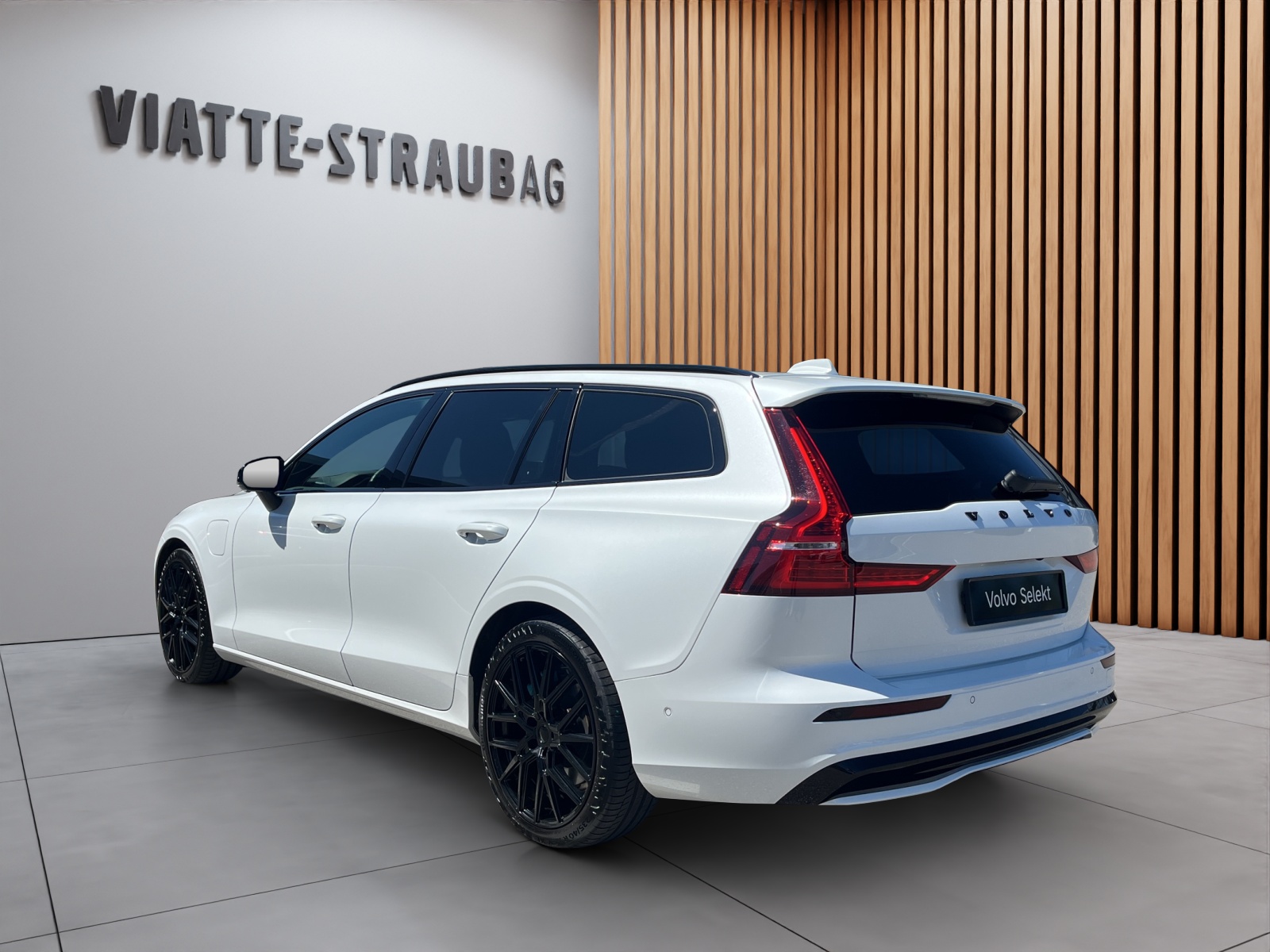 VOLVO V60 2.0 T6 TE Ultimate Dark eAWD-image-2