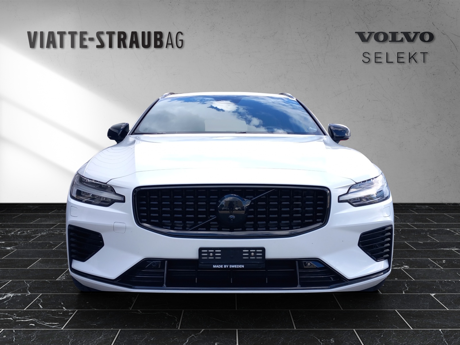 VOLVO V60 2.0 T6 TE Ultimate Dark eAWD-image-7