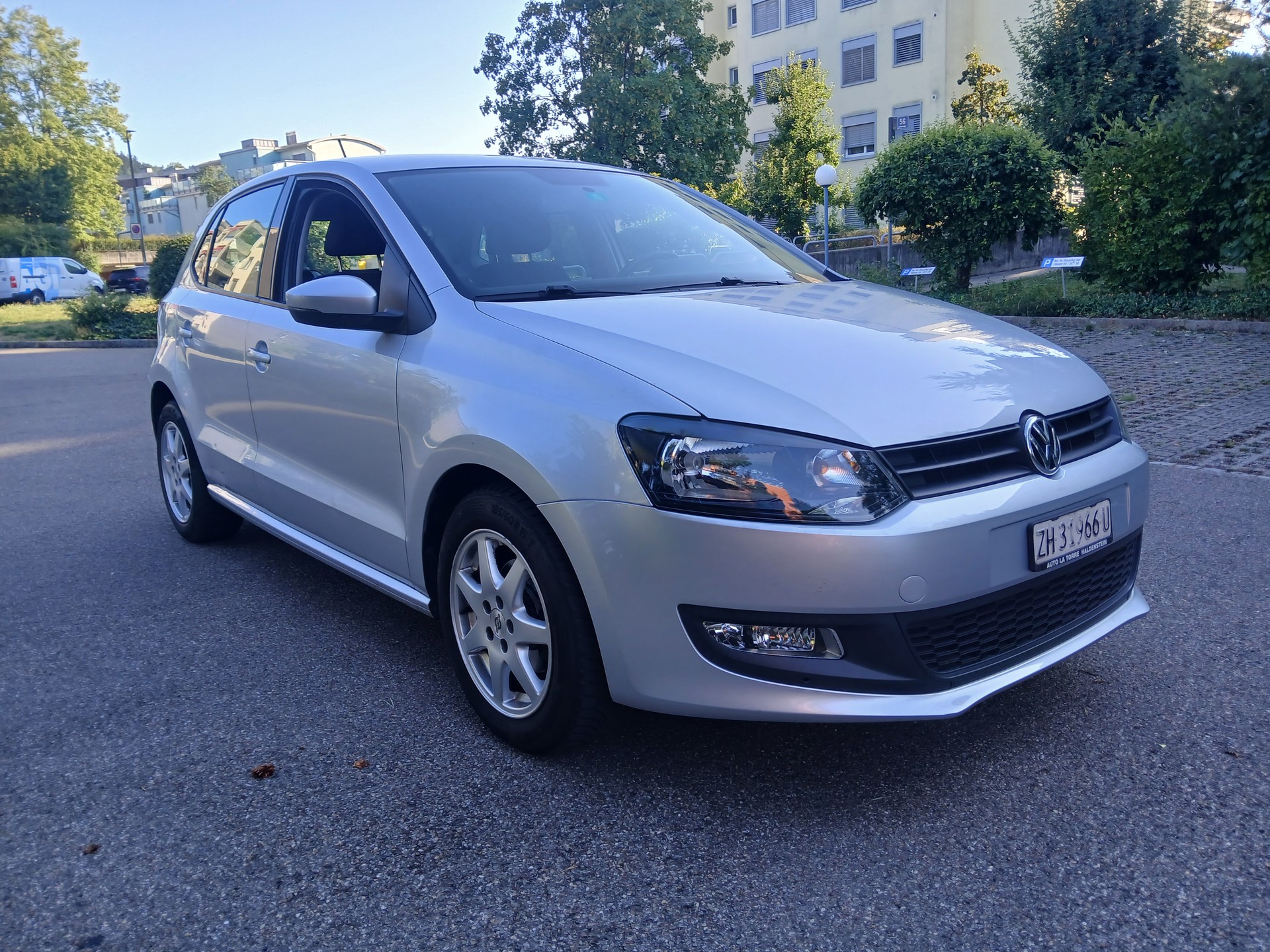 VW Polo 1.4 16V Trendline-image-6