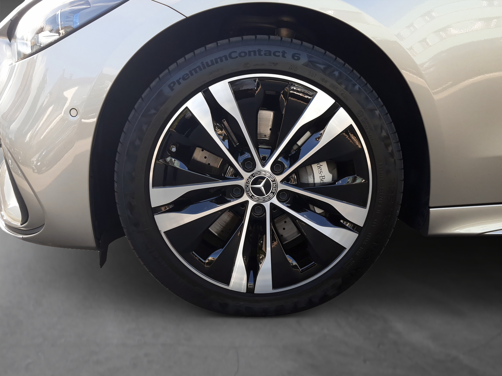 MERCEDES-BENZ C 400 e 4Matic-image-5