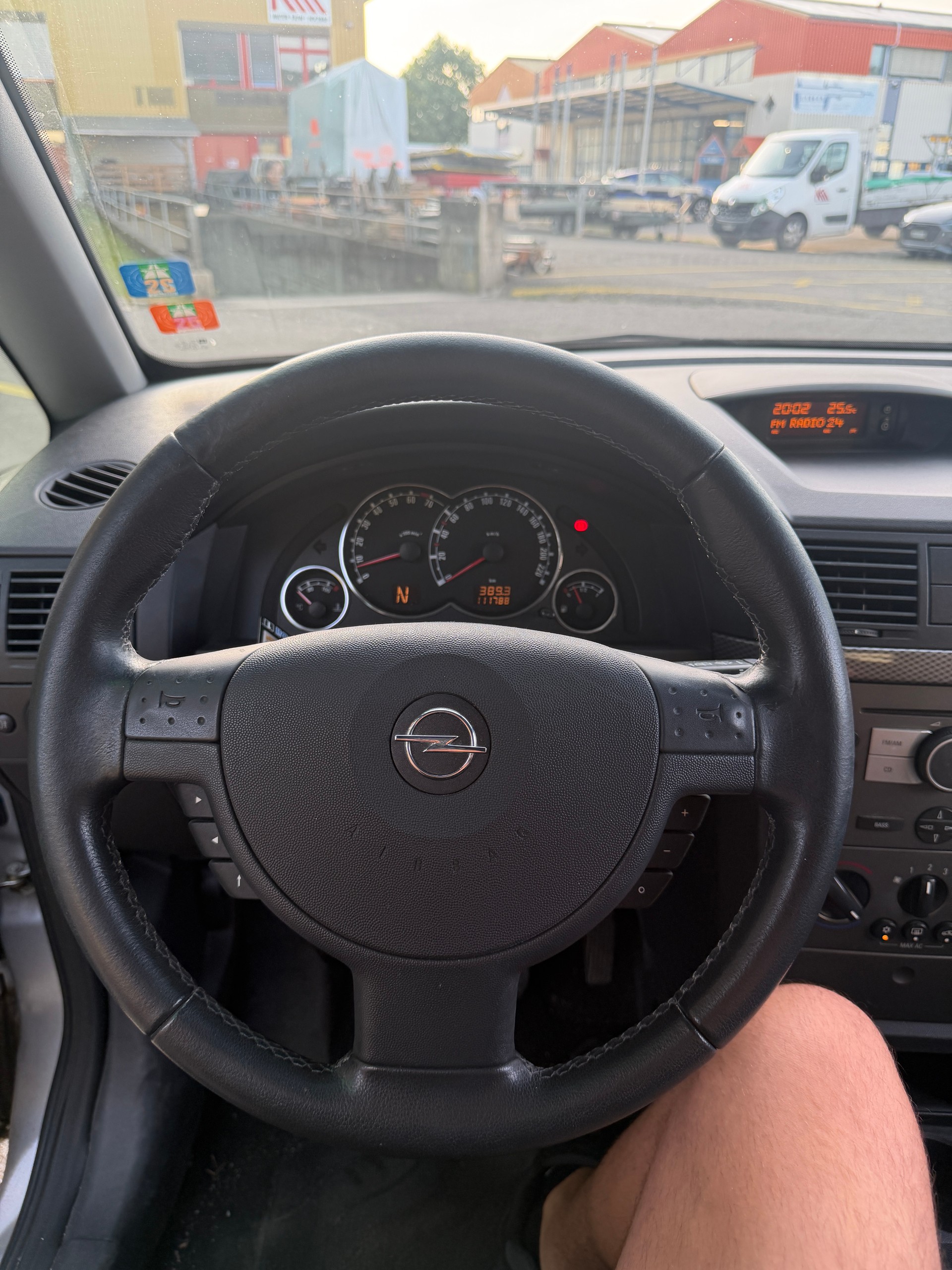 OPEL Meriva 1.6i-16 TP Enjoy-image-11