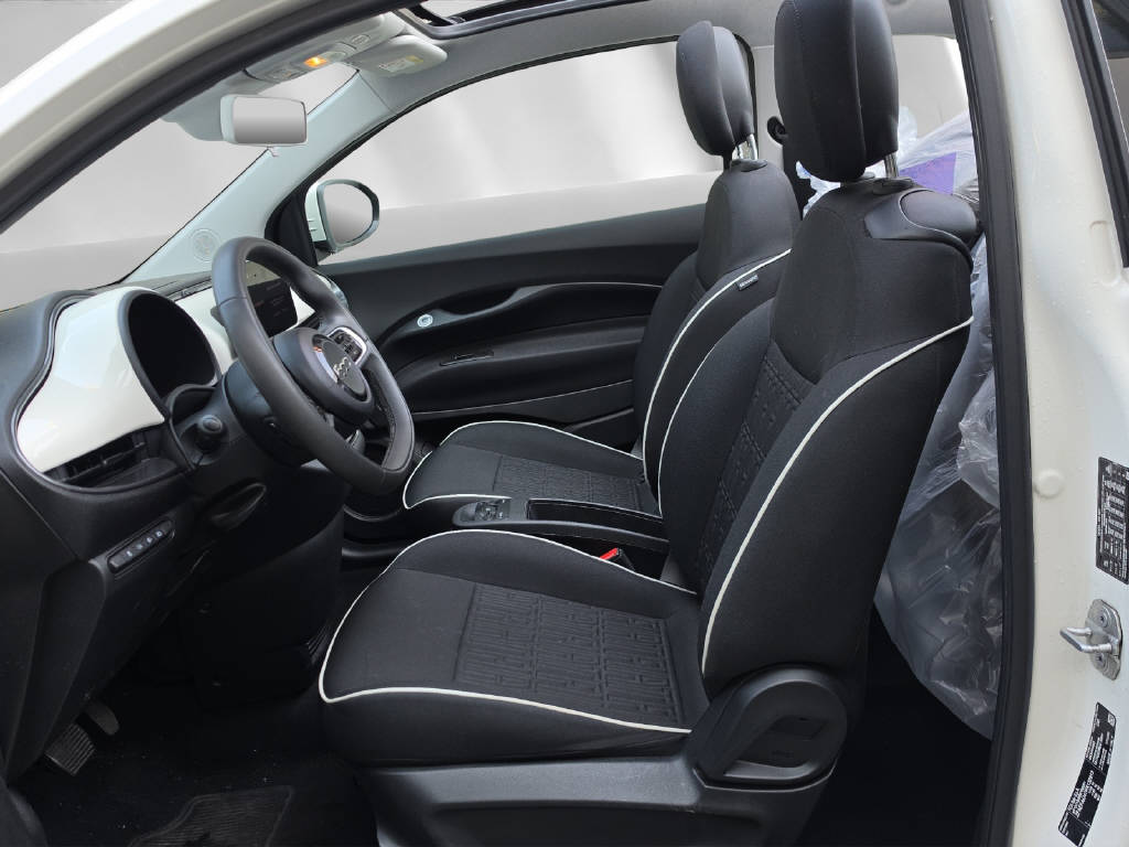 FIAT 500 Cabrio Cult-image-3