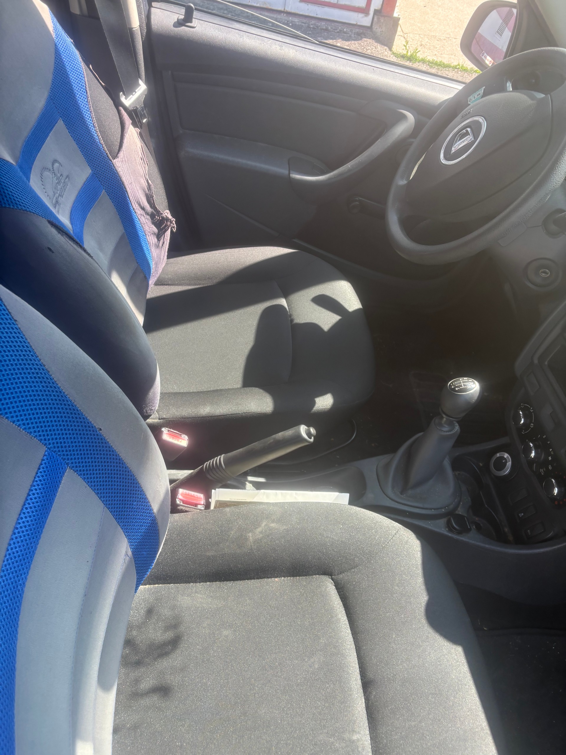 DACIA Duster 1.6 4x4-image-9