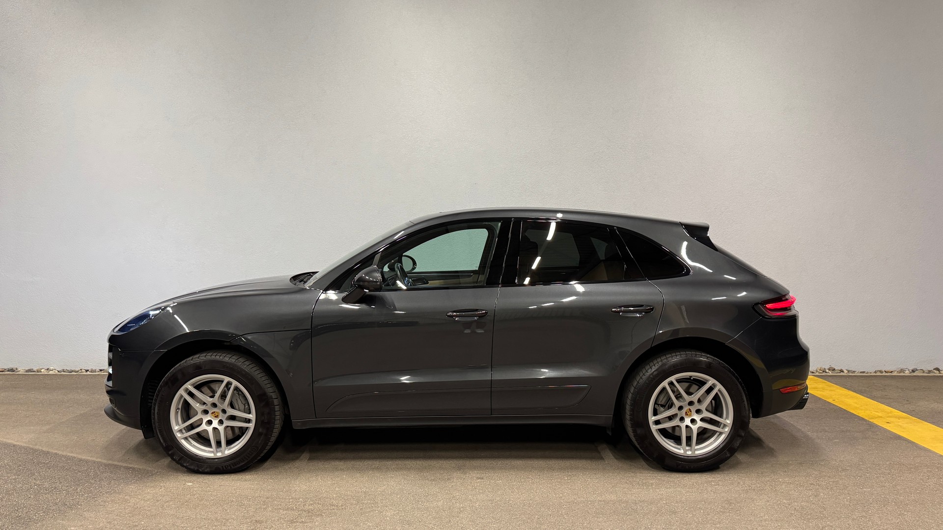 PORSCHE Macan S PDK *CH-FZ*AHK*PANO*BOSE*CARBON PAKET*SPORT CHRONO*ACC*AB SERVICE*-image-5