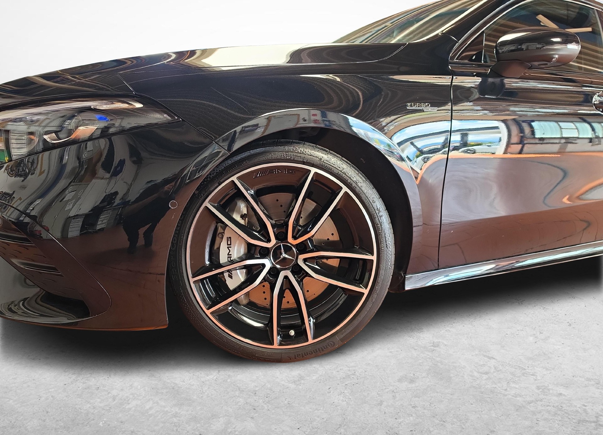 MERCEDES-BENZ A 35 AMG 4MATIC-image-11