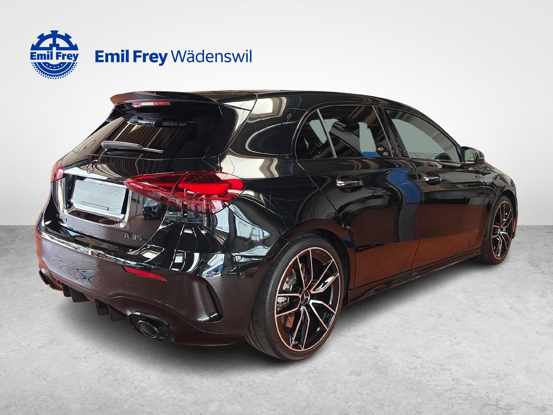 MERCEDES-BENZ A 35 AMG 4MATIC-image-3