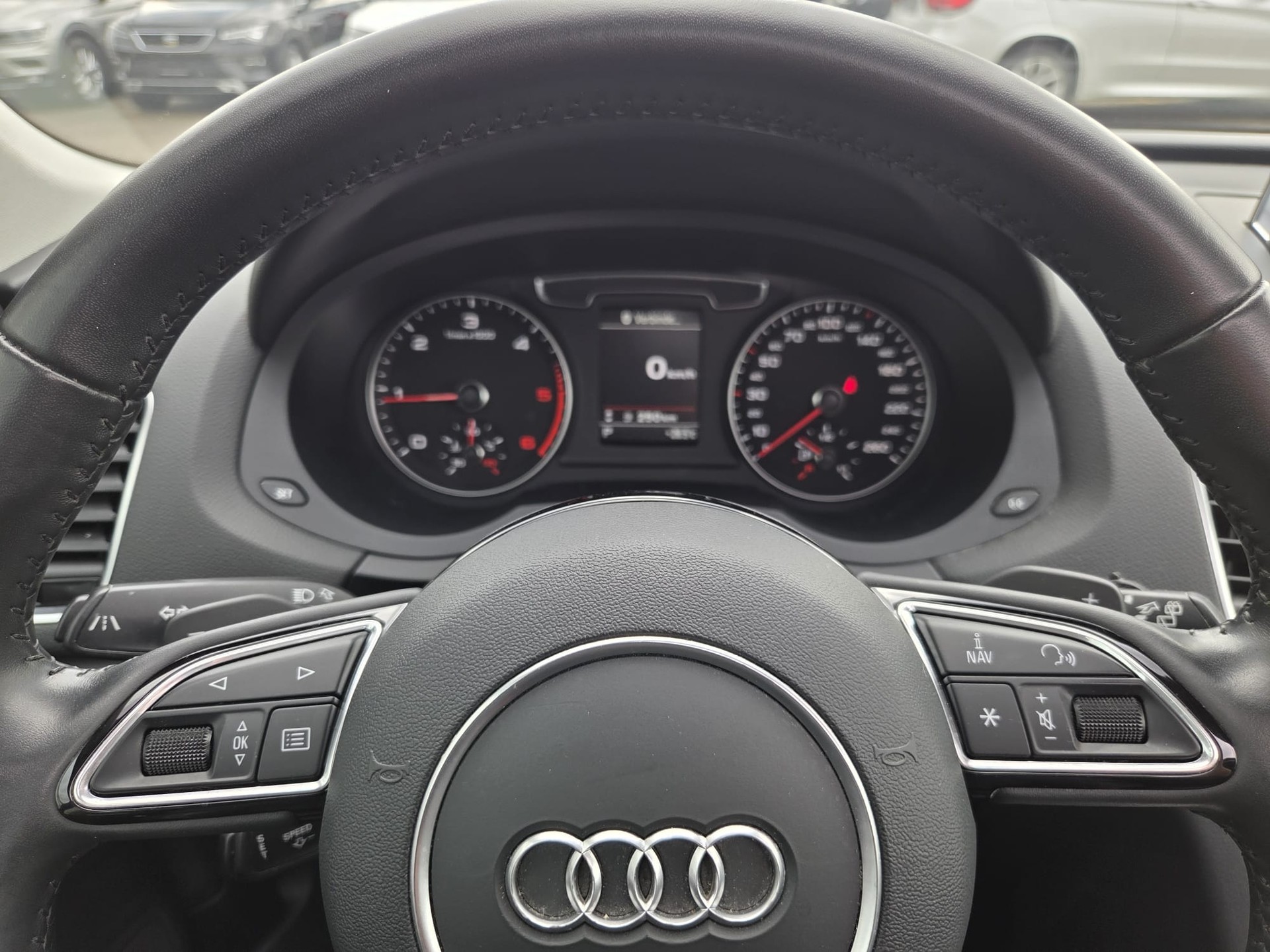 AUDI Q3 2.0 TDI sport quattro S-tronic NEUER MOTOR 500 Km!-image-17