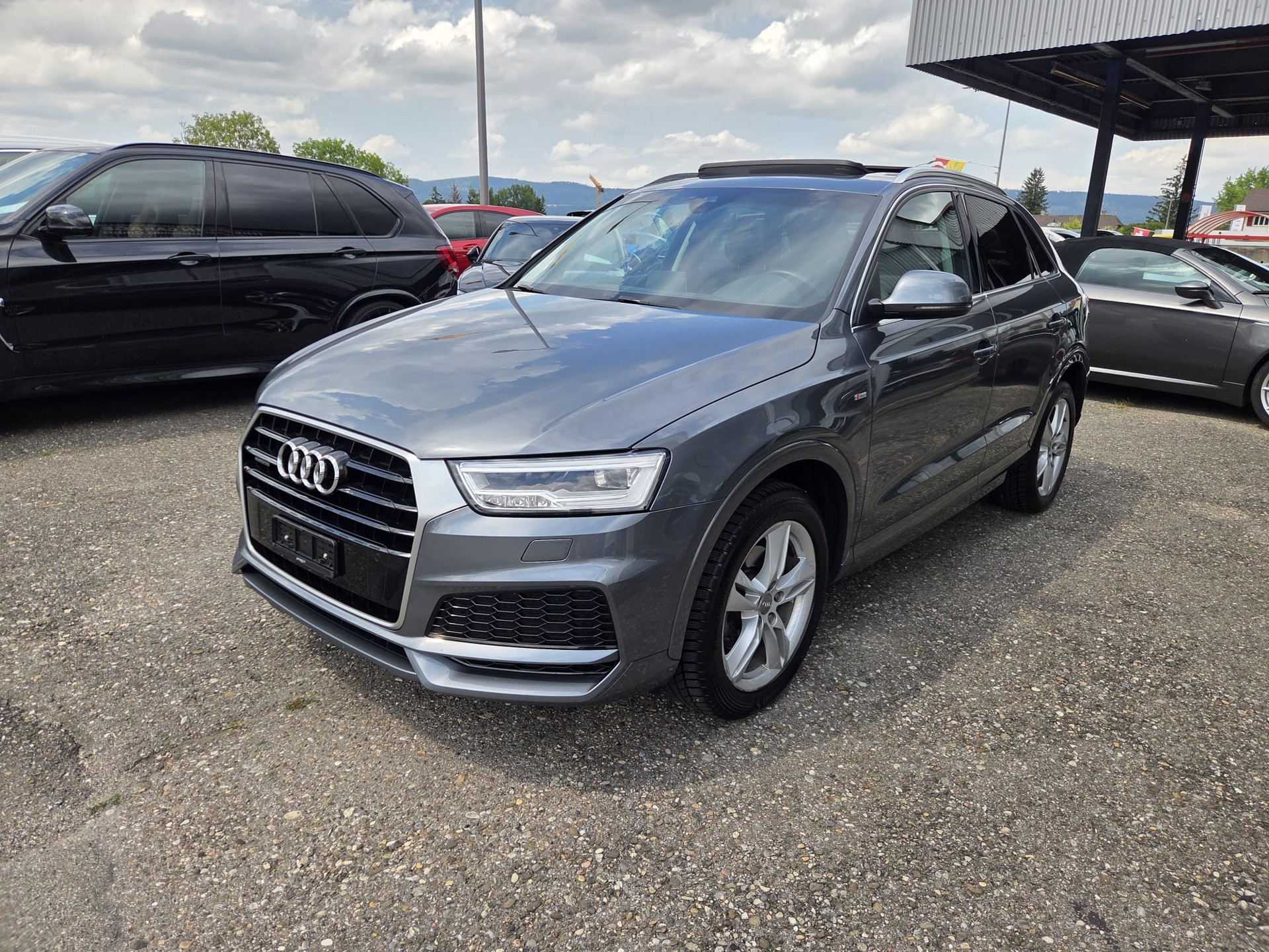 AUDI Q3 2.0 TDI sport quattro S-tronic NEUER MOTOR 500 Km!-image-2