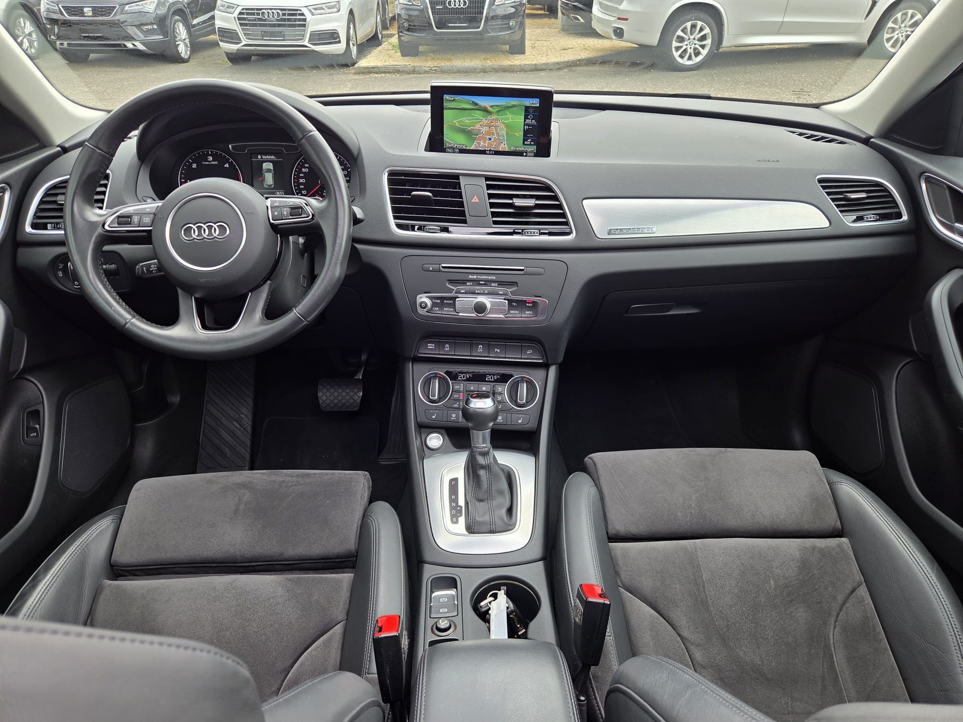 AUDI Q3 2.0 TDI sport quattro S-tronic NEUER MOTOR 500 Km!-image-16