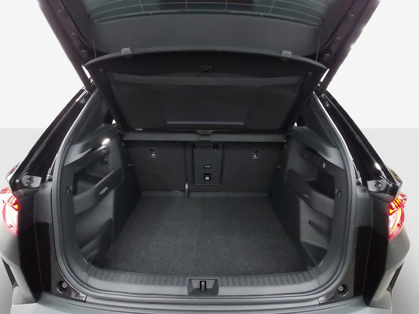 SKODA Elroq 85 Sportline-image-12