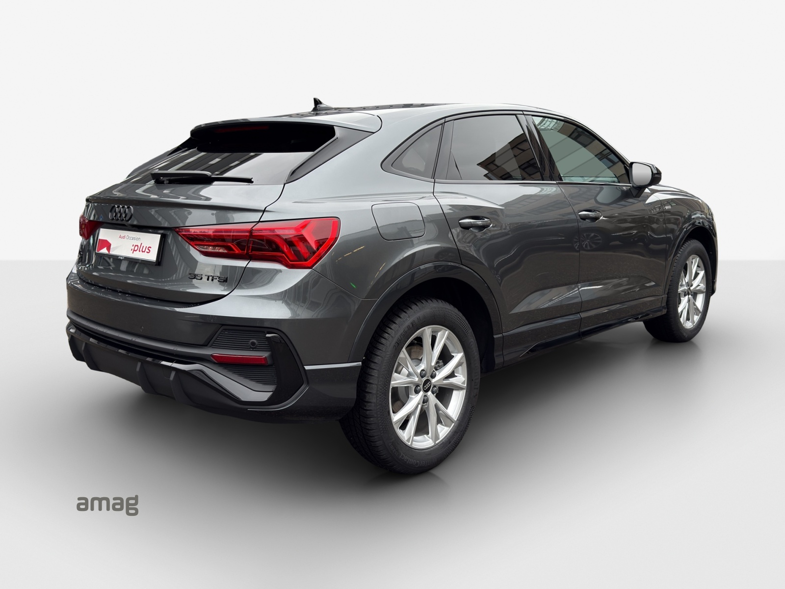 AUDI Q3 Sportback 35 TFSI S line Attraction S-tronic-image-4
