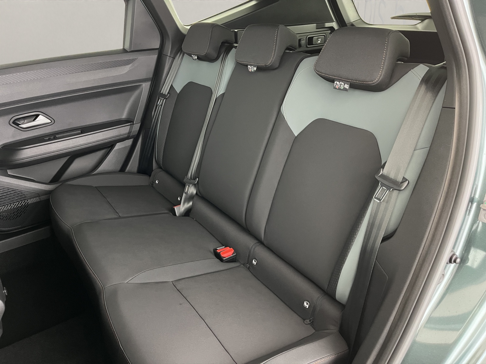 DACIA Bigster 1.2 Hybrid Extreme 4WD-image-16