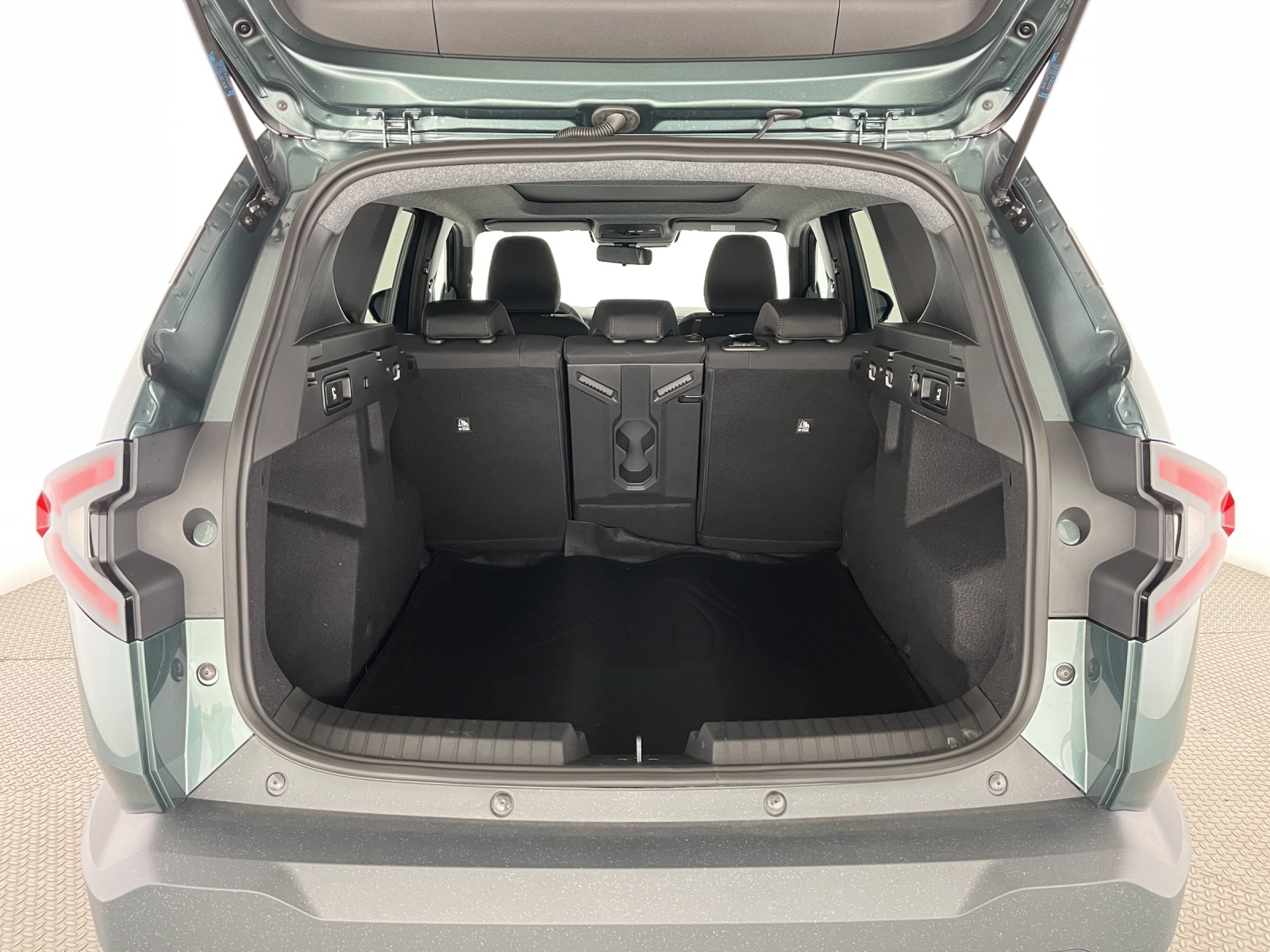 DACIA Bigster 1.2 Hybrid Extreme 4WD-image-17