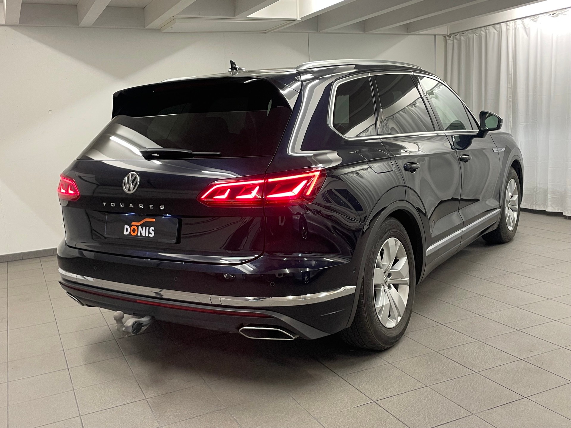VW Touareg 3.0 TDI Atmosphere Tiptronic-image-5
