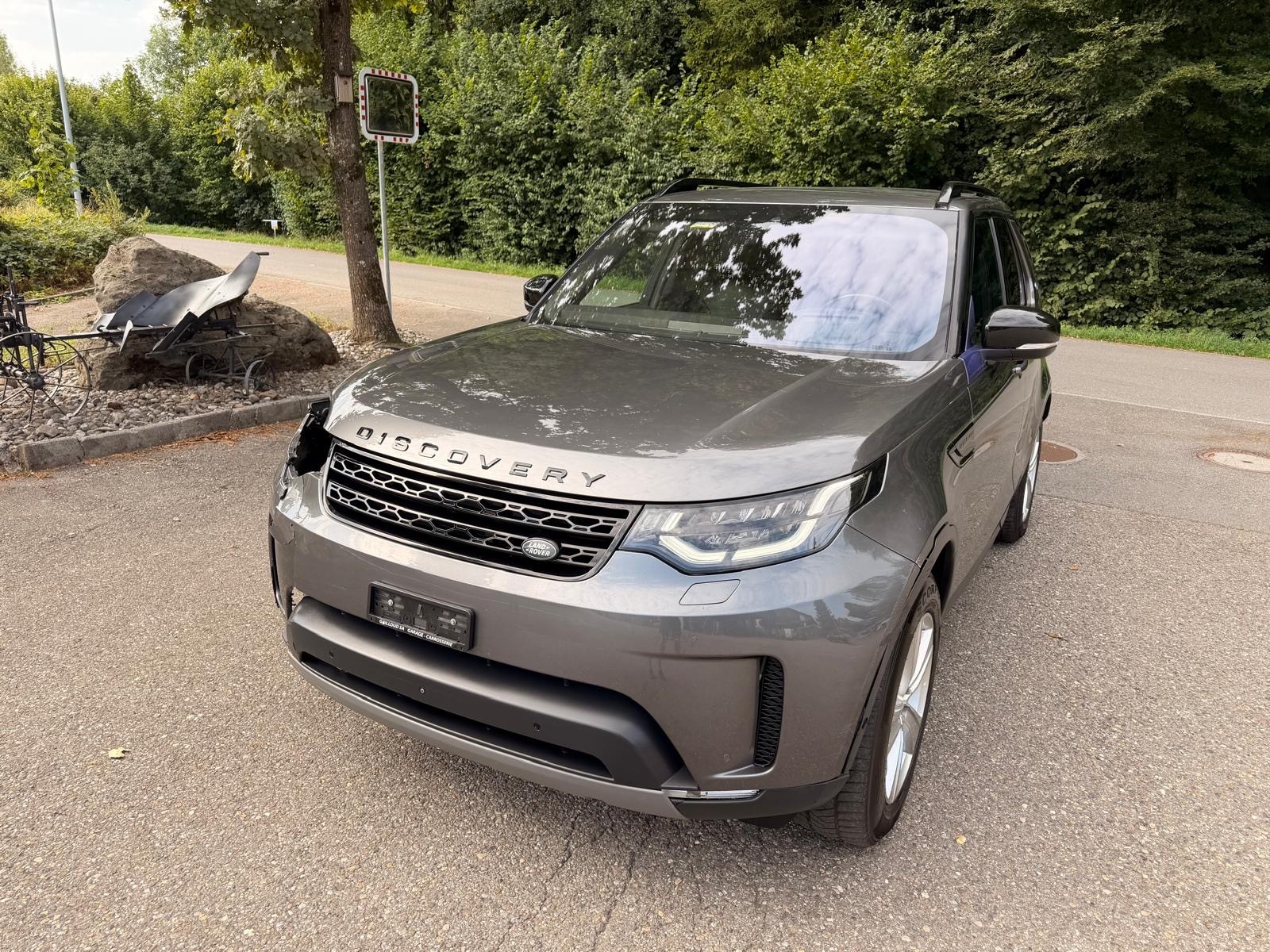 LAND ROVER Discovery 3.0 SDV6 HSE Automatic 7 Plätze-image-0