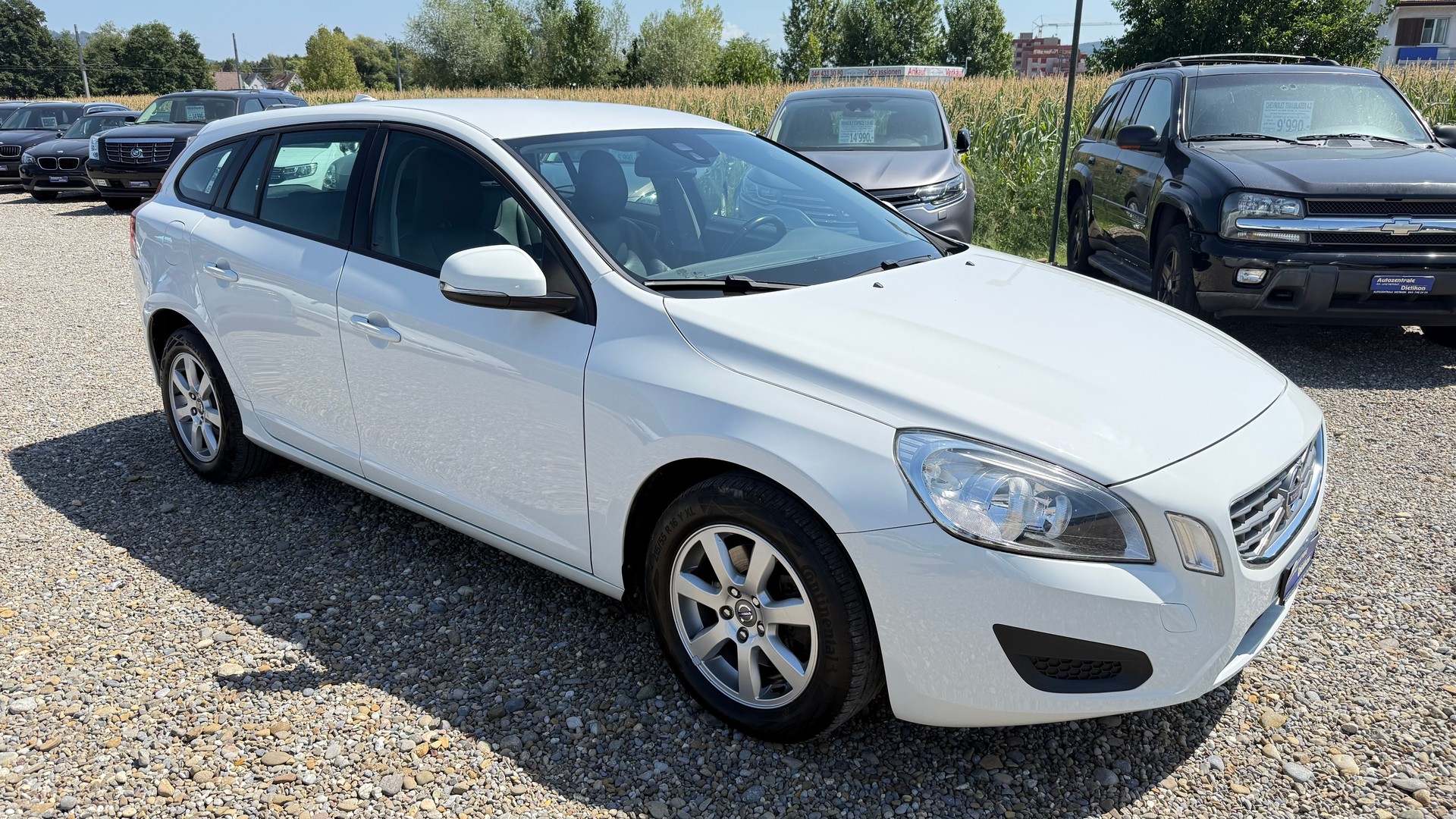 VOLVO V60 T4 Kinetic Powershift-image-14