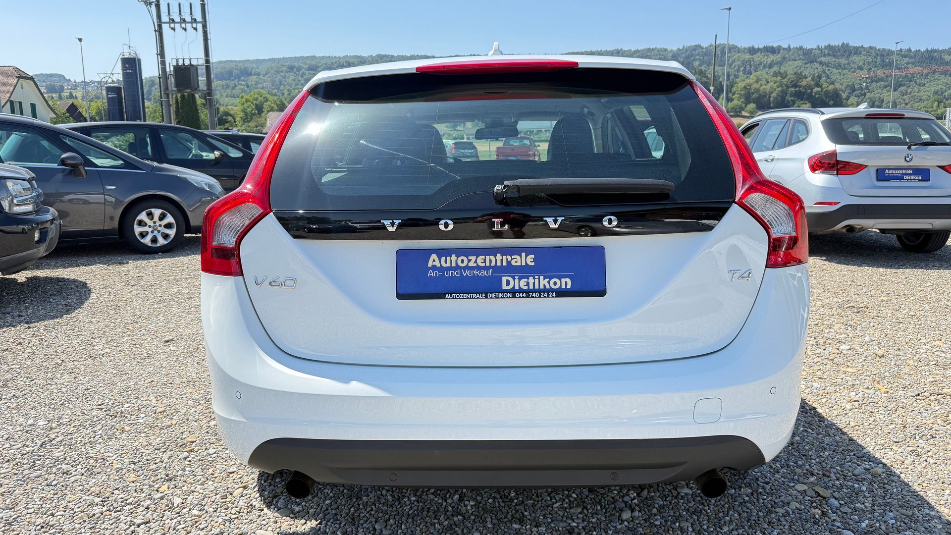 VOLVO V60 T4 Kinetic Powershift-image-18