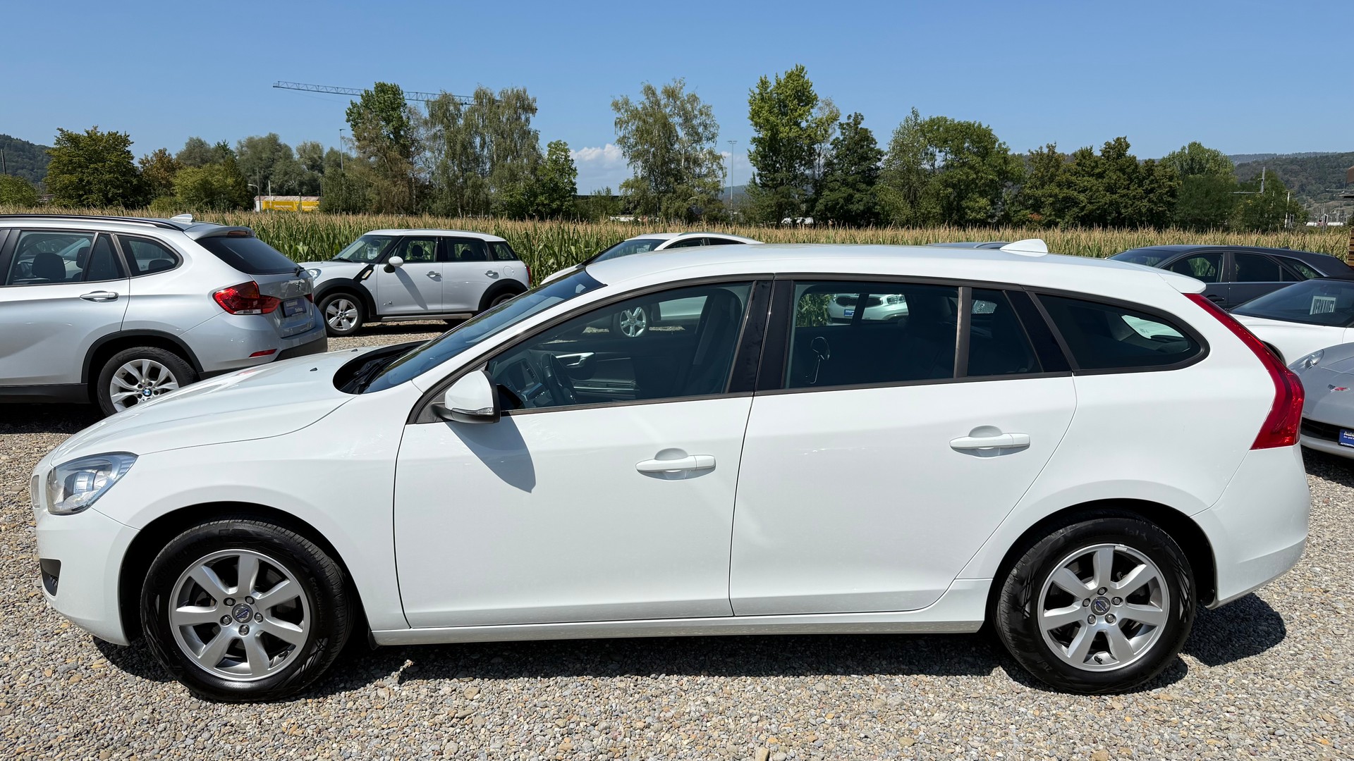 VOLVO V60 T4 Kinetic Powershift-image-21