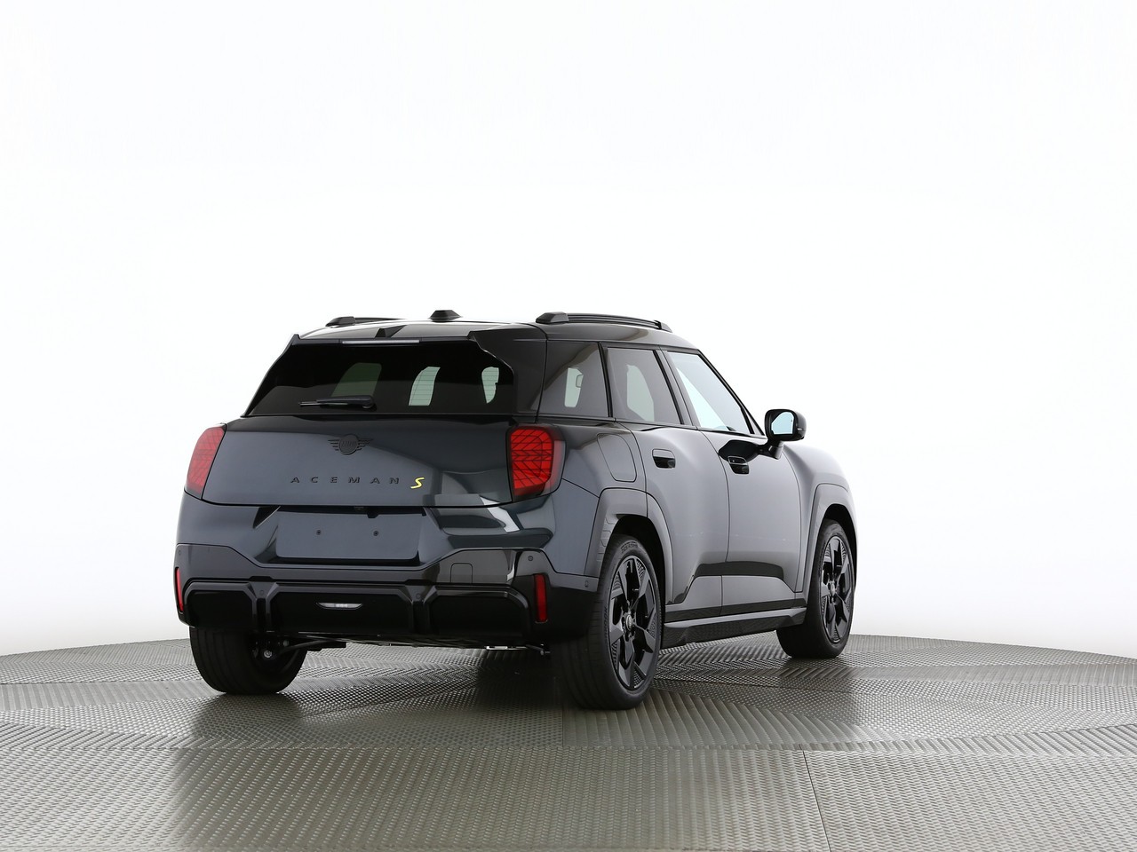 MINI Aceman SE-image-12
