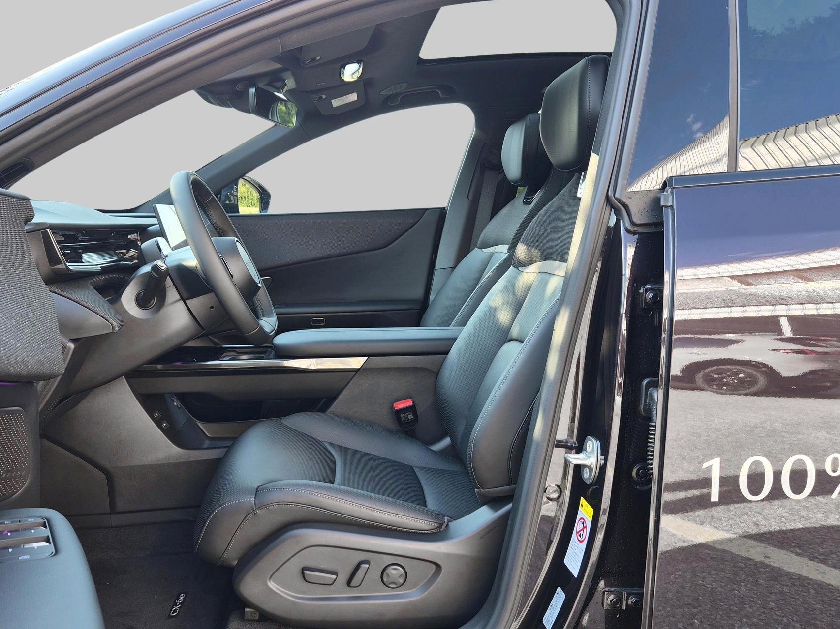 MAZDA CX-6e-image-7