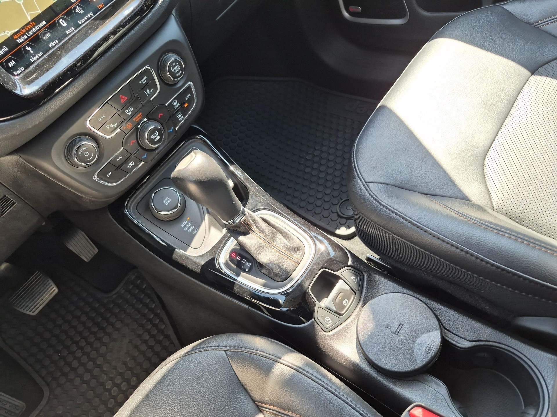 JEEP Compass 1.4 MultiAir Limited AWD-image-15
