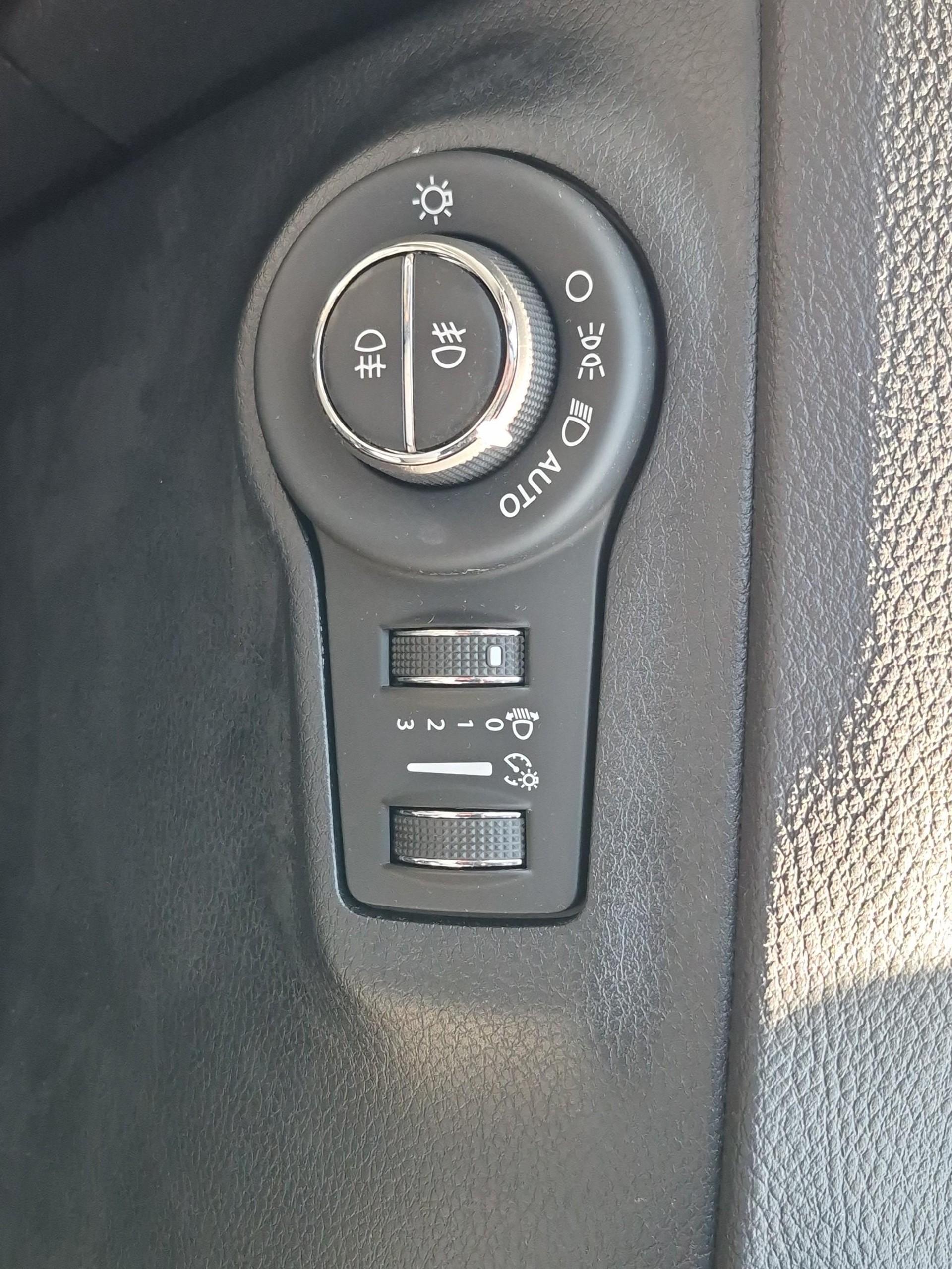 JEEP Compass 1.4 MultiAir Limited AWD-image-16