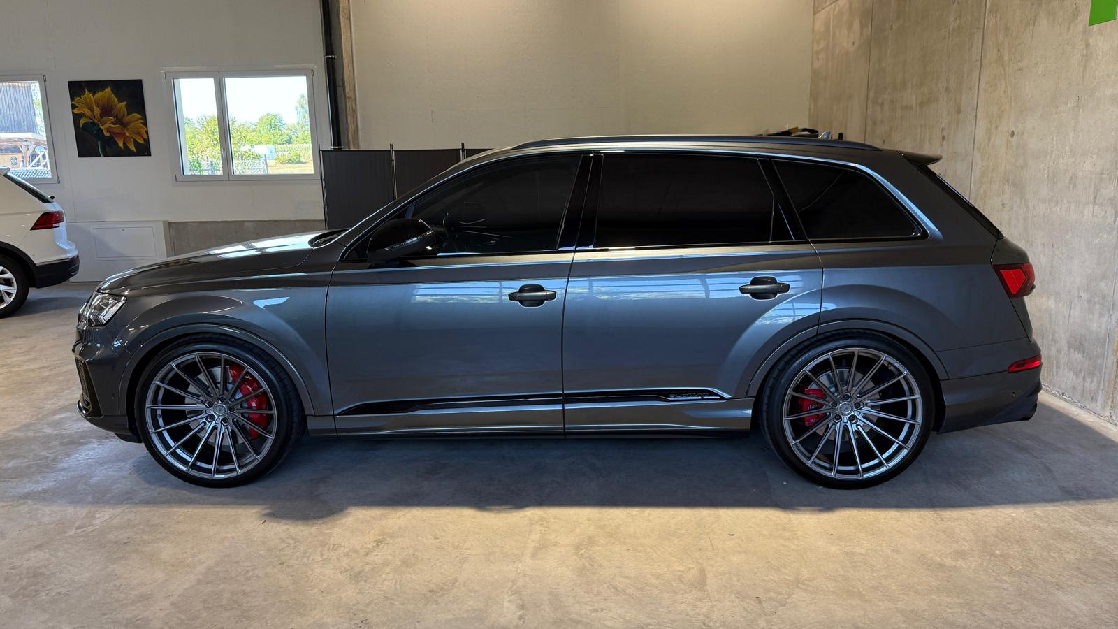 AUDI SQ7 4.0 V8 TDI quattro T-Tronic *CH-Fahrzeug*-image-5