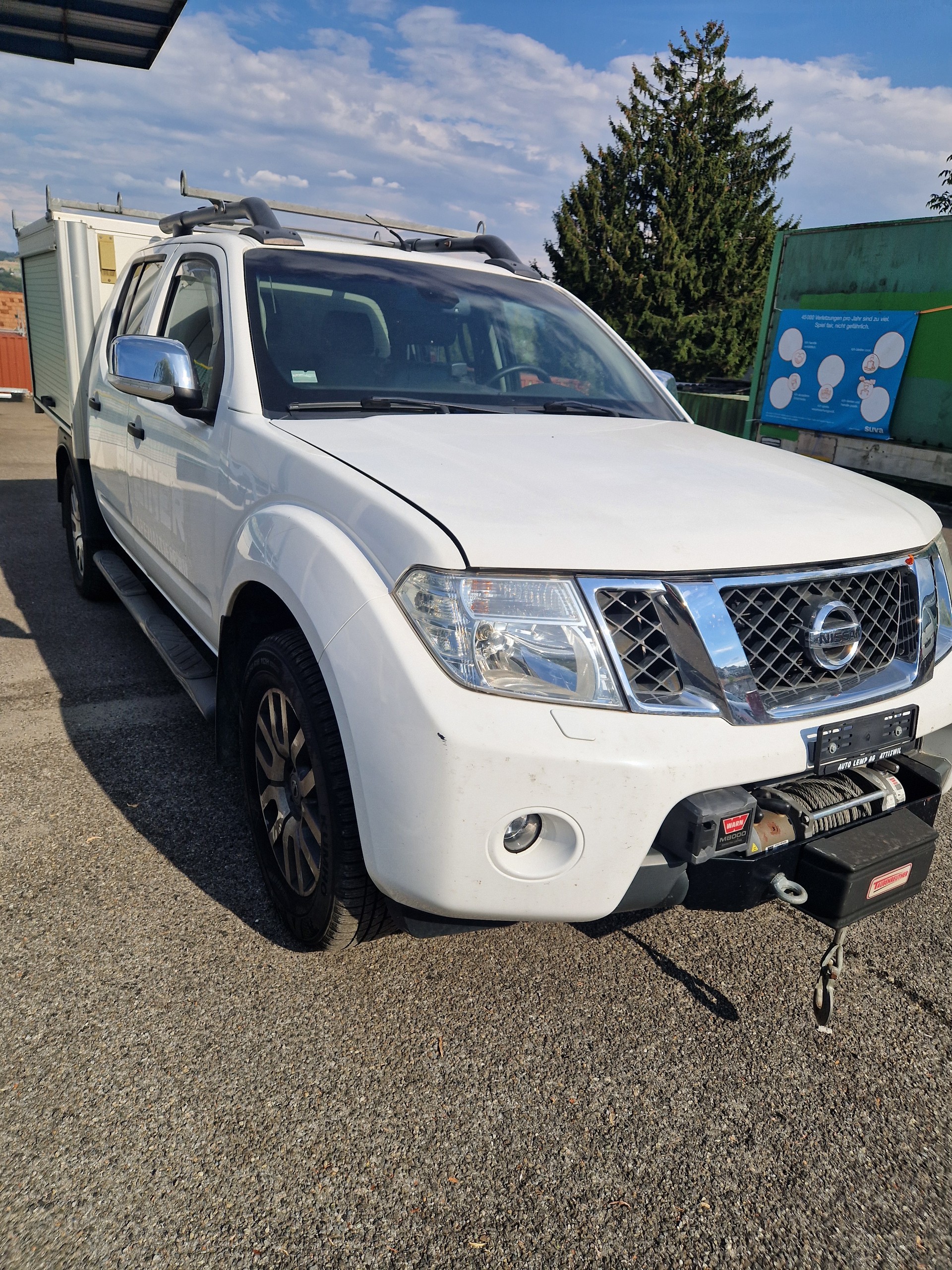 NISSAN Navara V6 Double Cab LE 3.0 dCi 4WD Automat-image-2