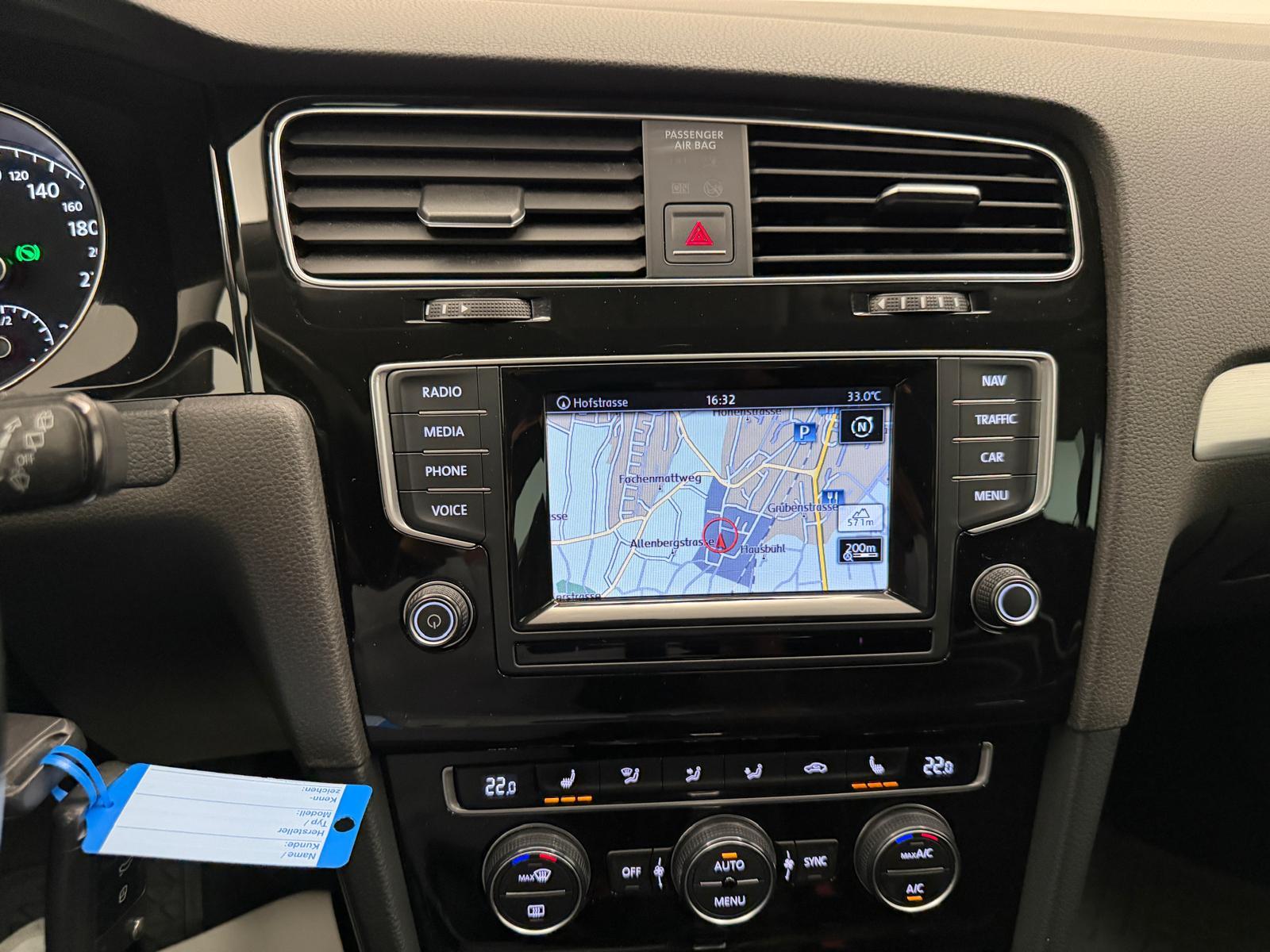 VW Golf VII Variant 2.0 TDI Cup DSG-image-19