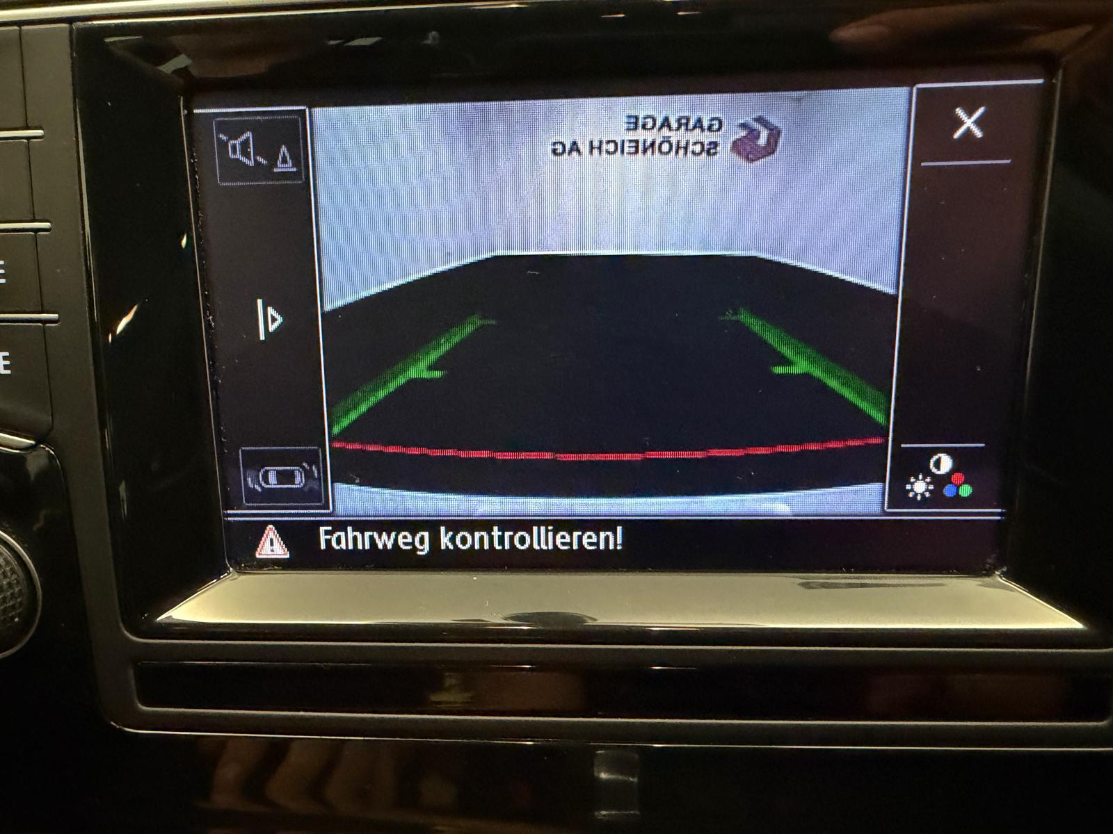 VW Golf VII Variant 2.0 TDI Cup DSG-image-20