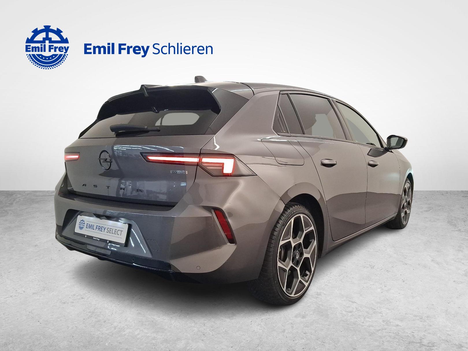 OPEL Astra 1.6 T PHEV 180 Swiss Premium-image-4