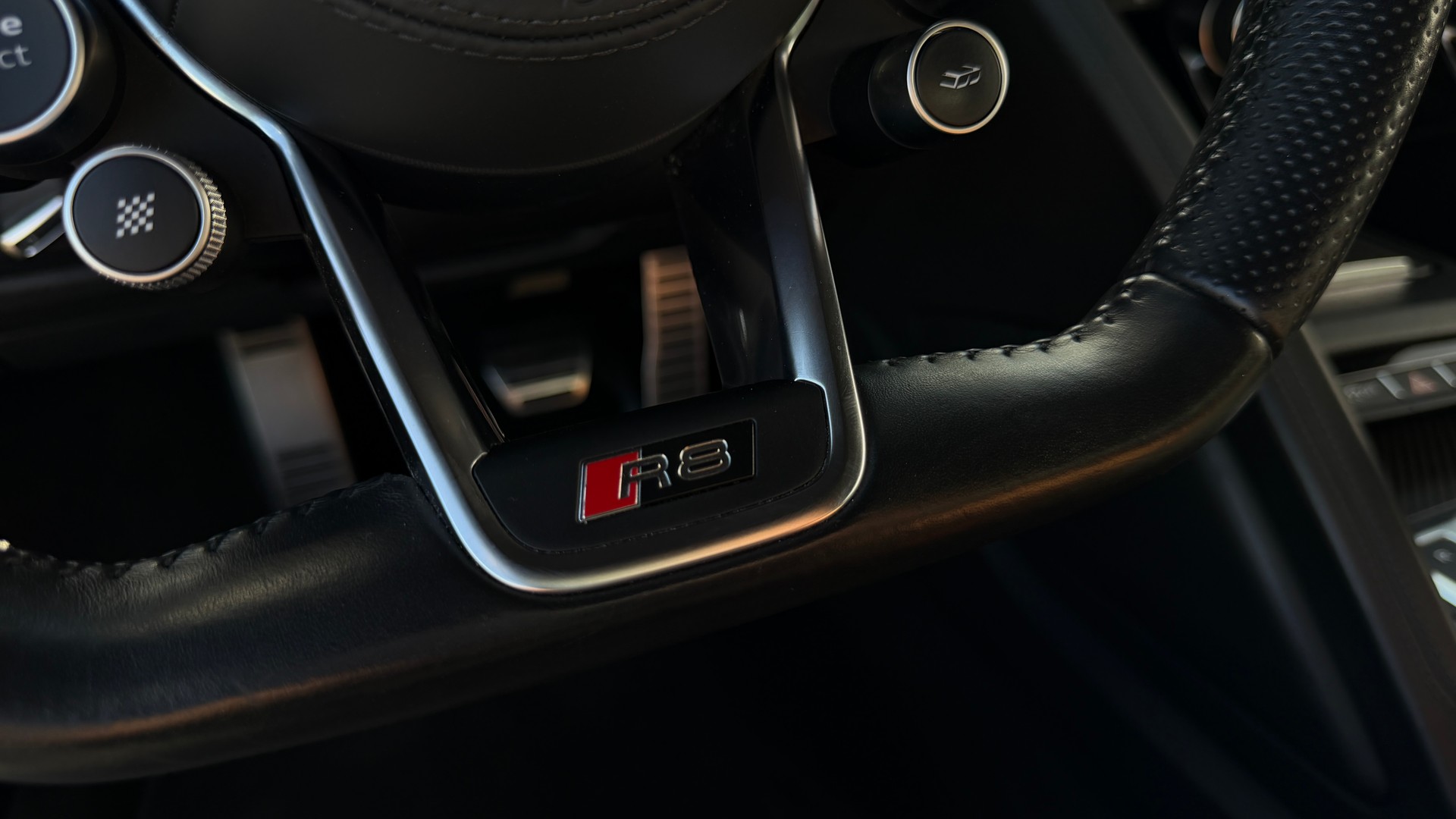 AUDI R8 Coupé 5.2 plus S-Tronic Ohne OPF mit Capristo!-image-18