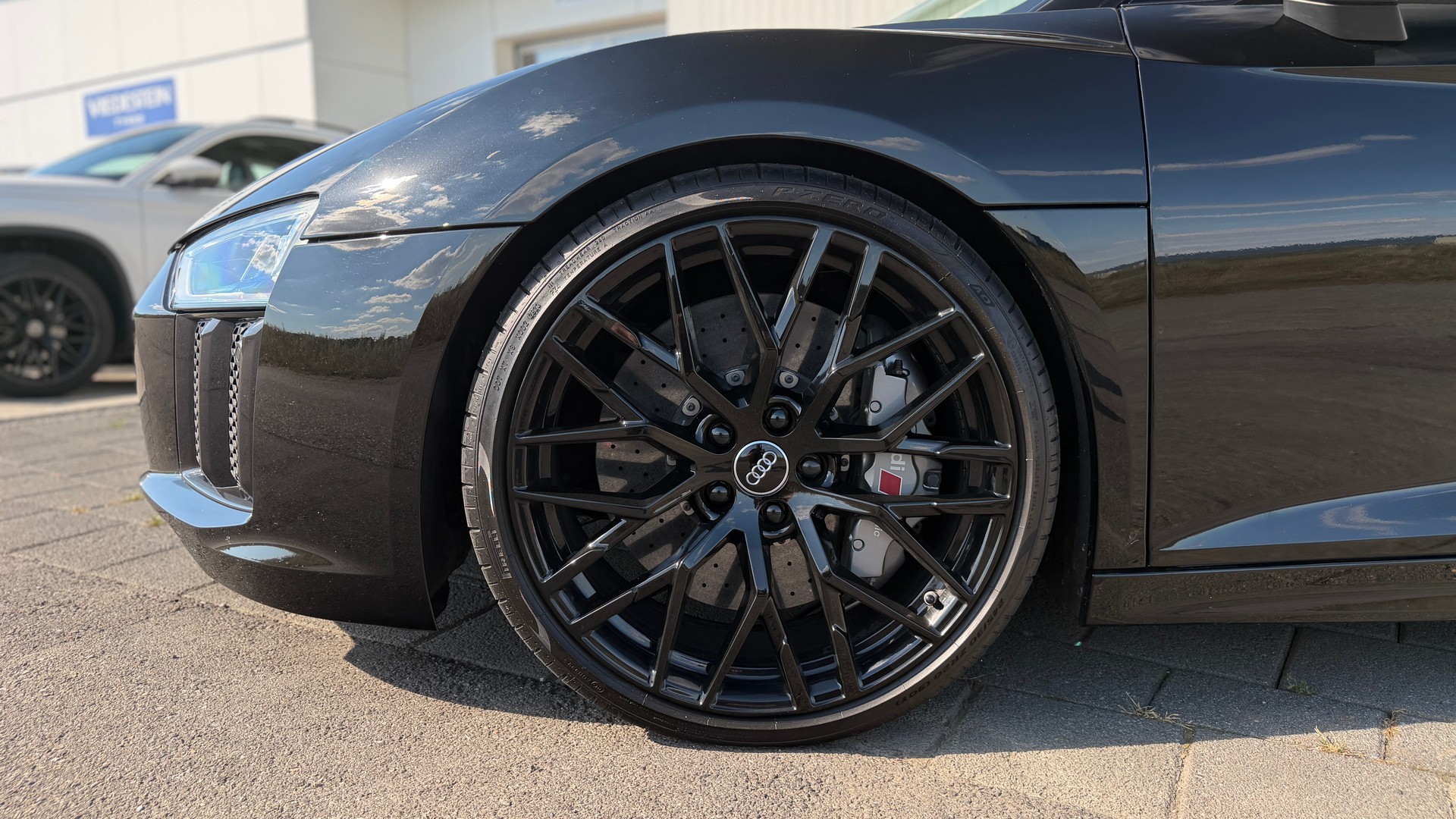 AUDI R8 Coupé 5.2 plus S-Tronic Ohne OPF mit Capristo!-image-3