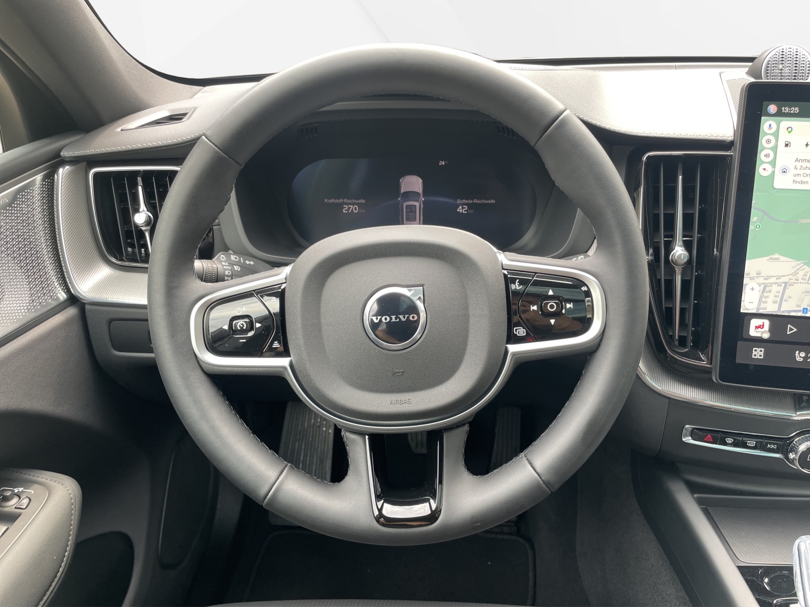 VOLVO XC60 2.0 T8 TE Black Edition eAWD-image-11