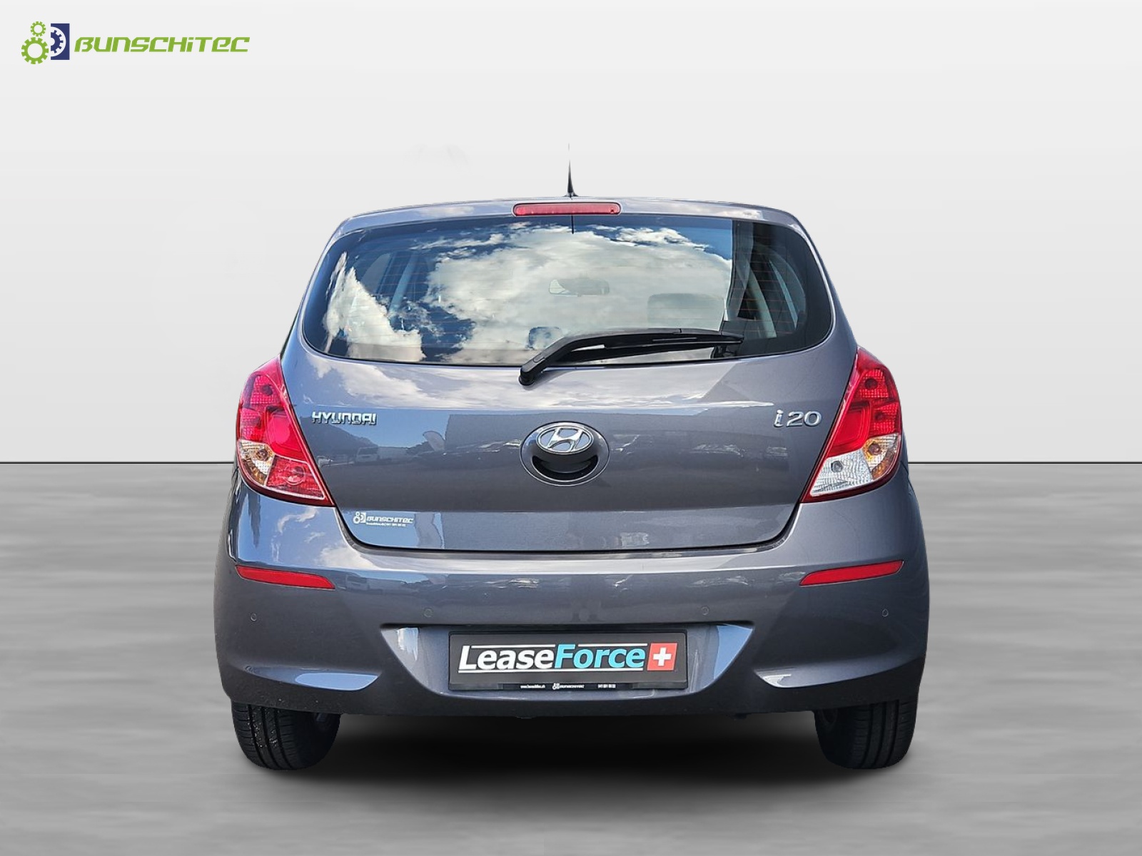 HYUNDAI i20 1.4 Style-image-3