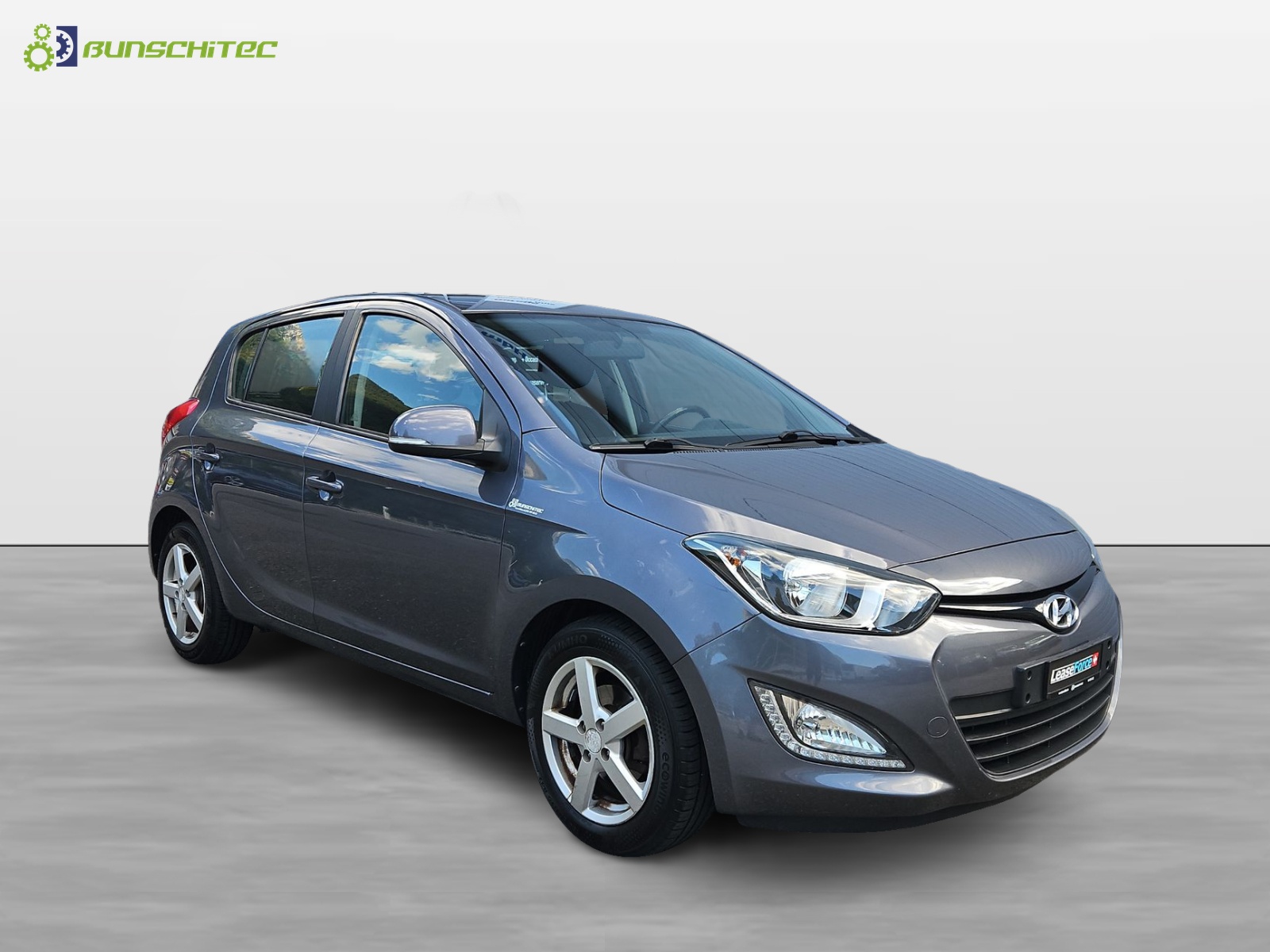 HYUNDAI i20 1.4 Style-image-6